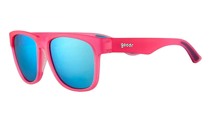 Do You Need Sunglasses for Winter Hiking and Snowshoeing? UV Risks and Protection