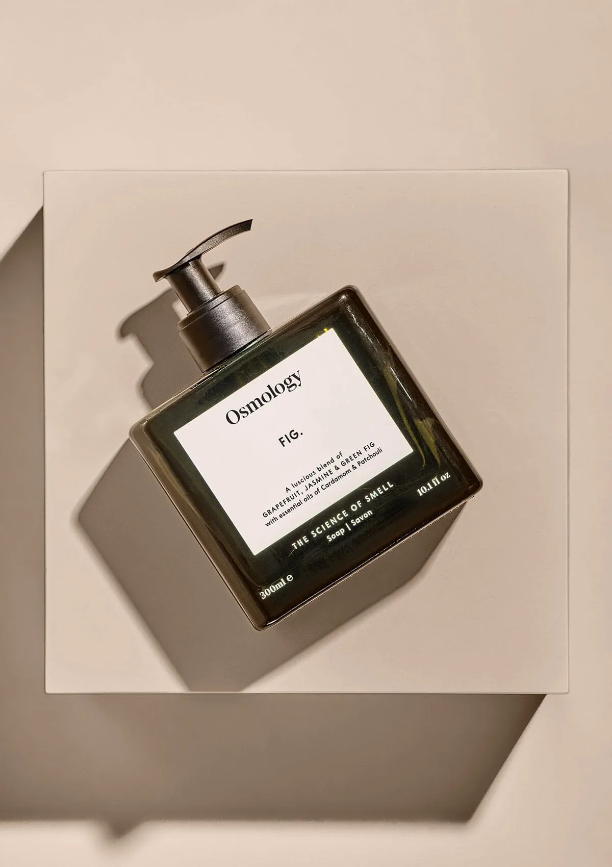 Fig Leaf vs. Tomato Leaf Candle: Which Green Scent is Right for You?