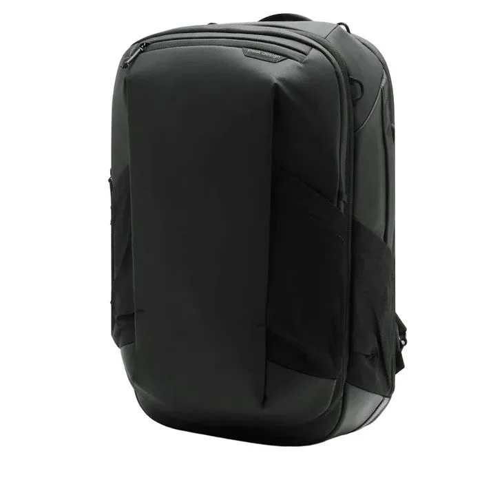 ¿Qué cabe en la mochila Peak Design Travel Backpack 40L?
