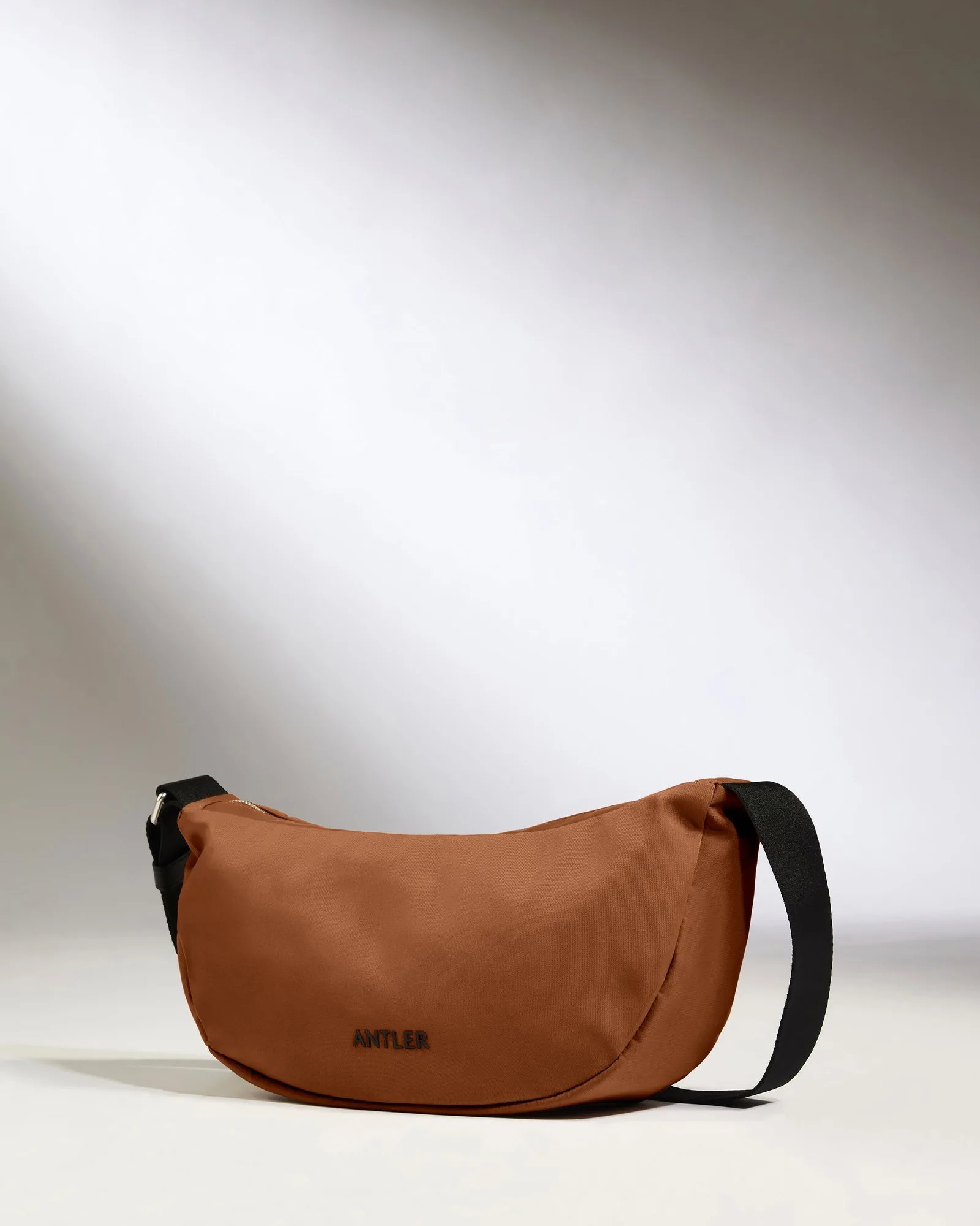 Tote Bag vs. Backpack for Work and Commuting