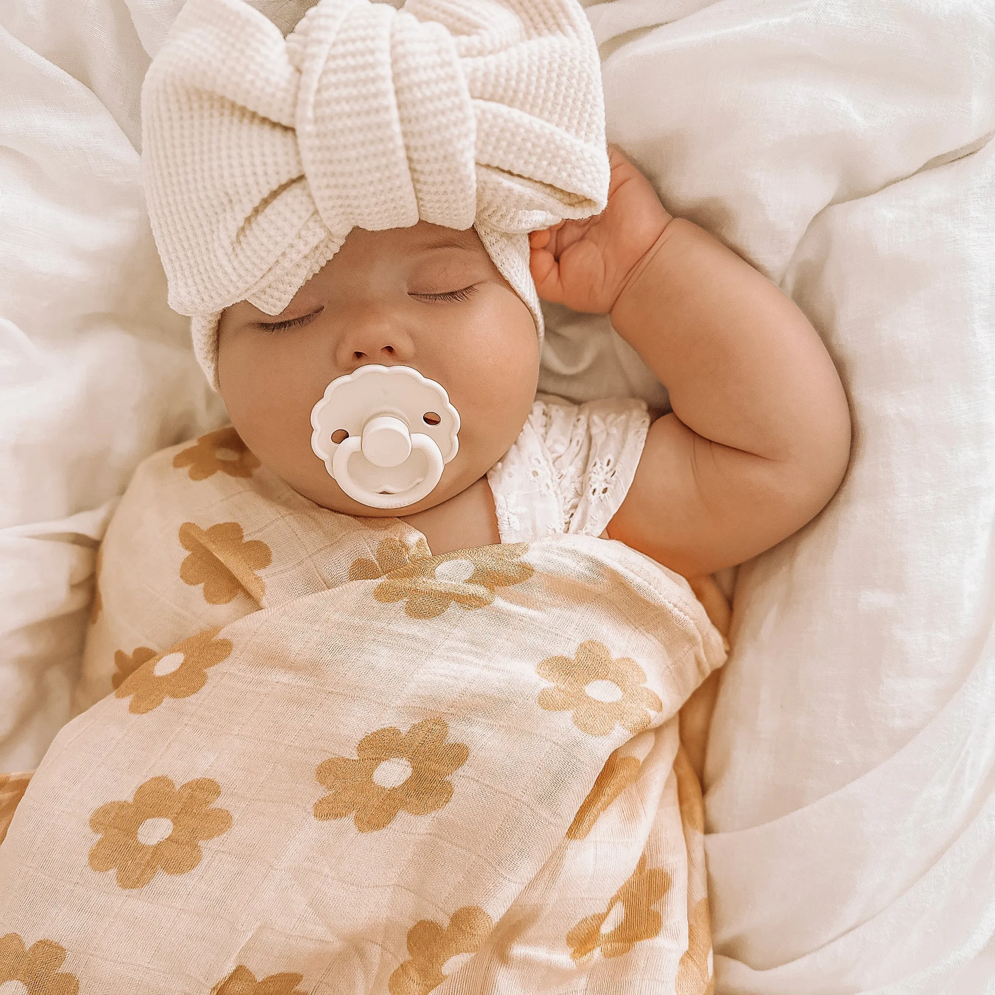 How to Choose an Organic Muslin Swaddle Wrap