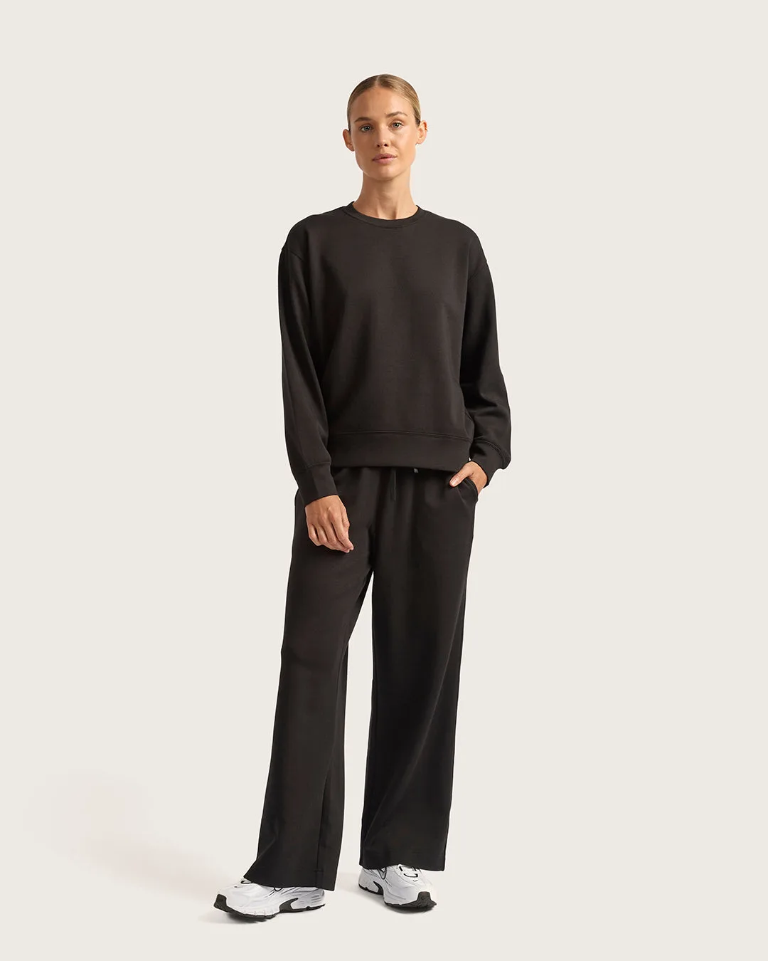 Women's Straight Leg Sweat Pants