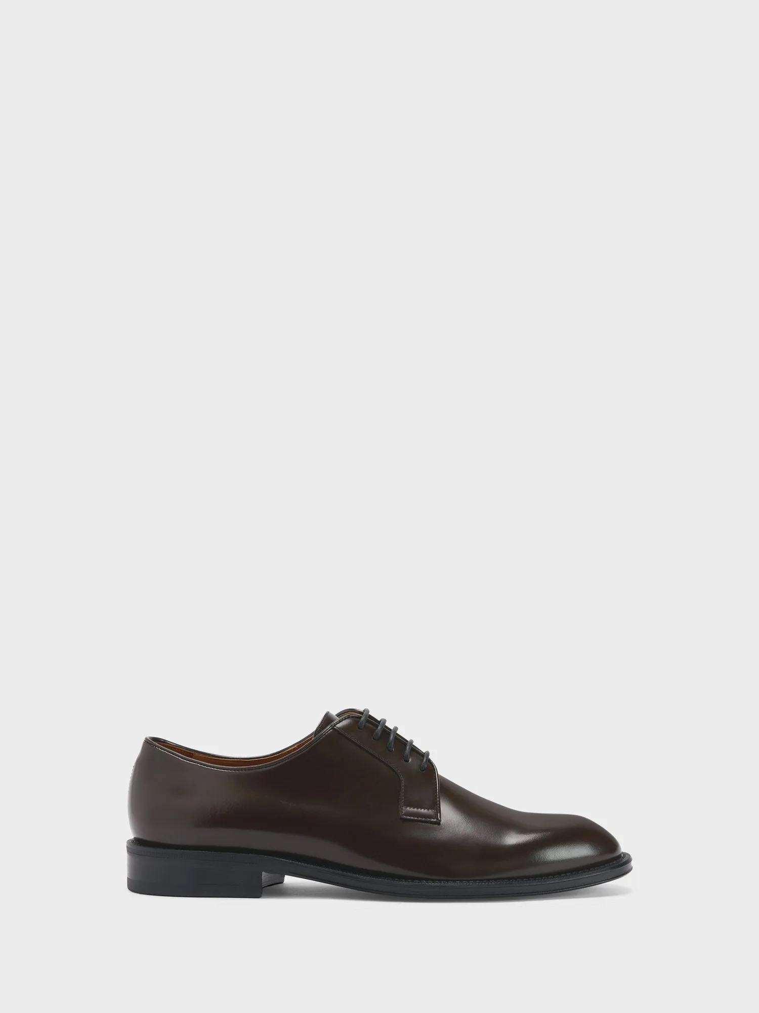 GZ-Tag Derby vs Coby Sneaker: ¿Qué zapato casual elegir?