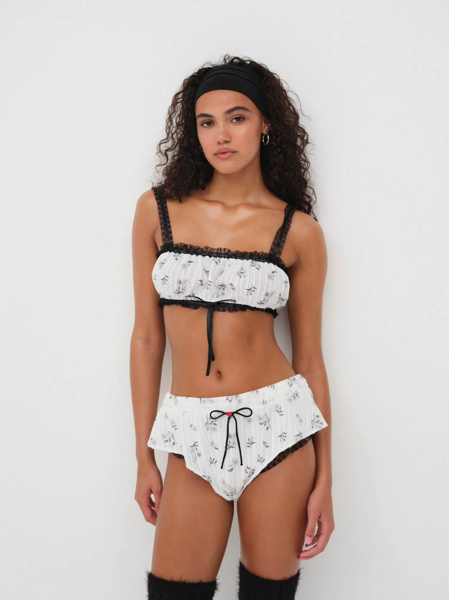 Fawn Sleep Short — White