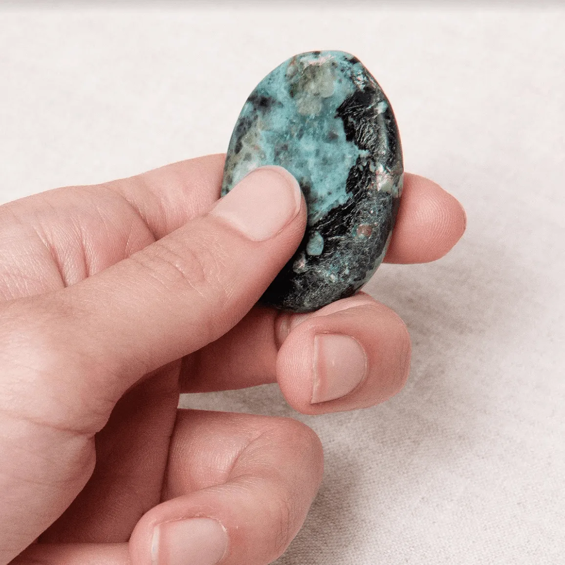 CHRYSOCOLLA WORRY STONE