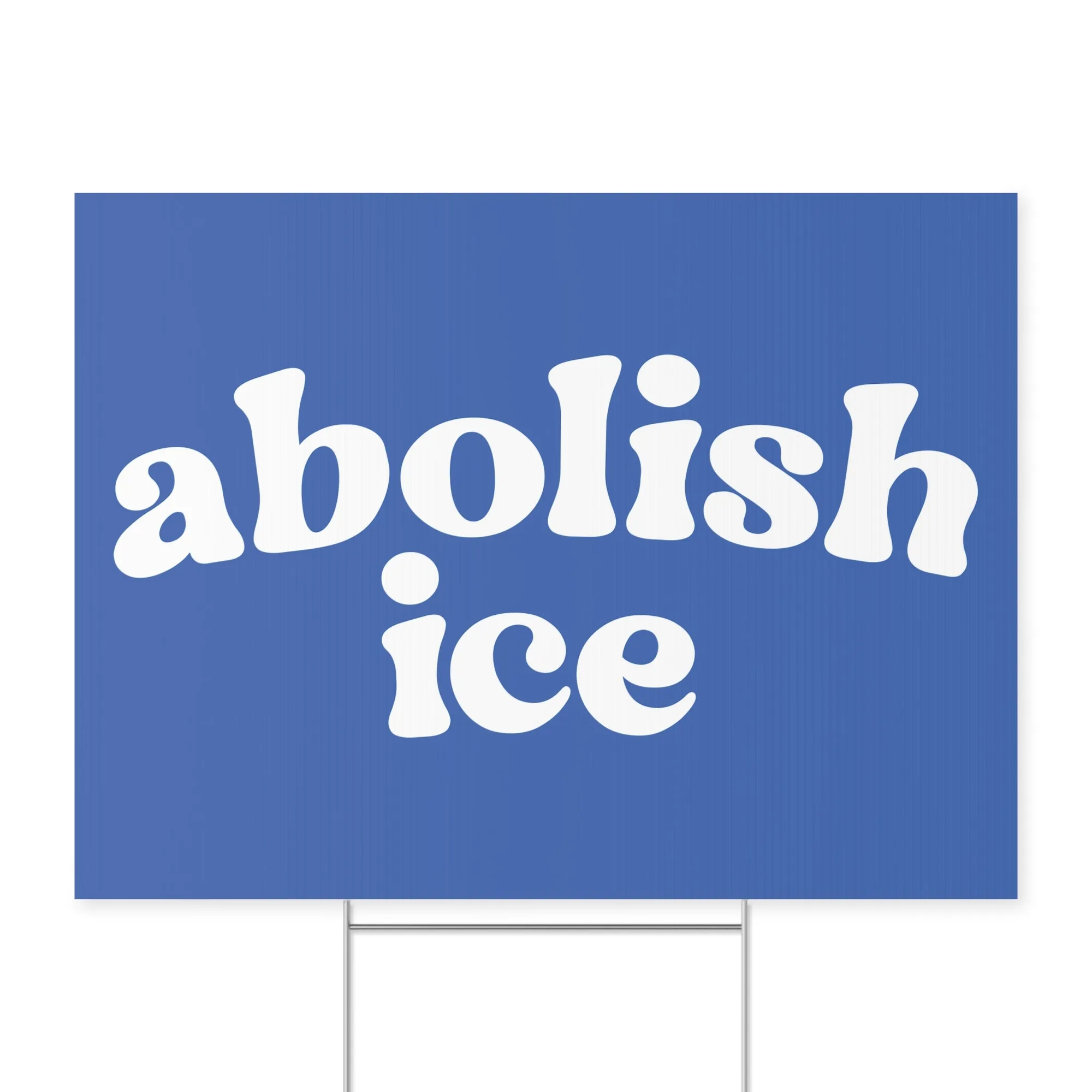 How to Display a Political Lawn Sign Without Damaging Your Yard