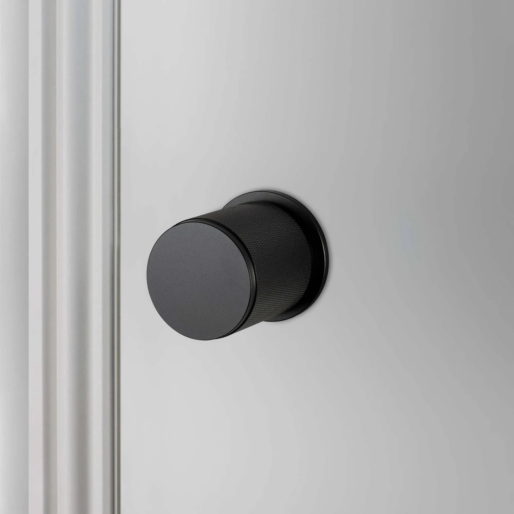 DOOR KNOB SET / CROSS