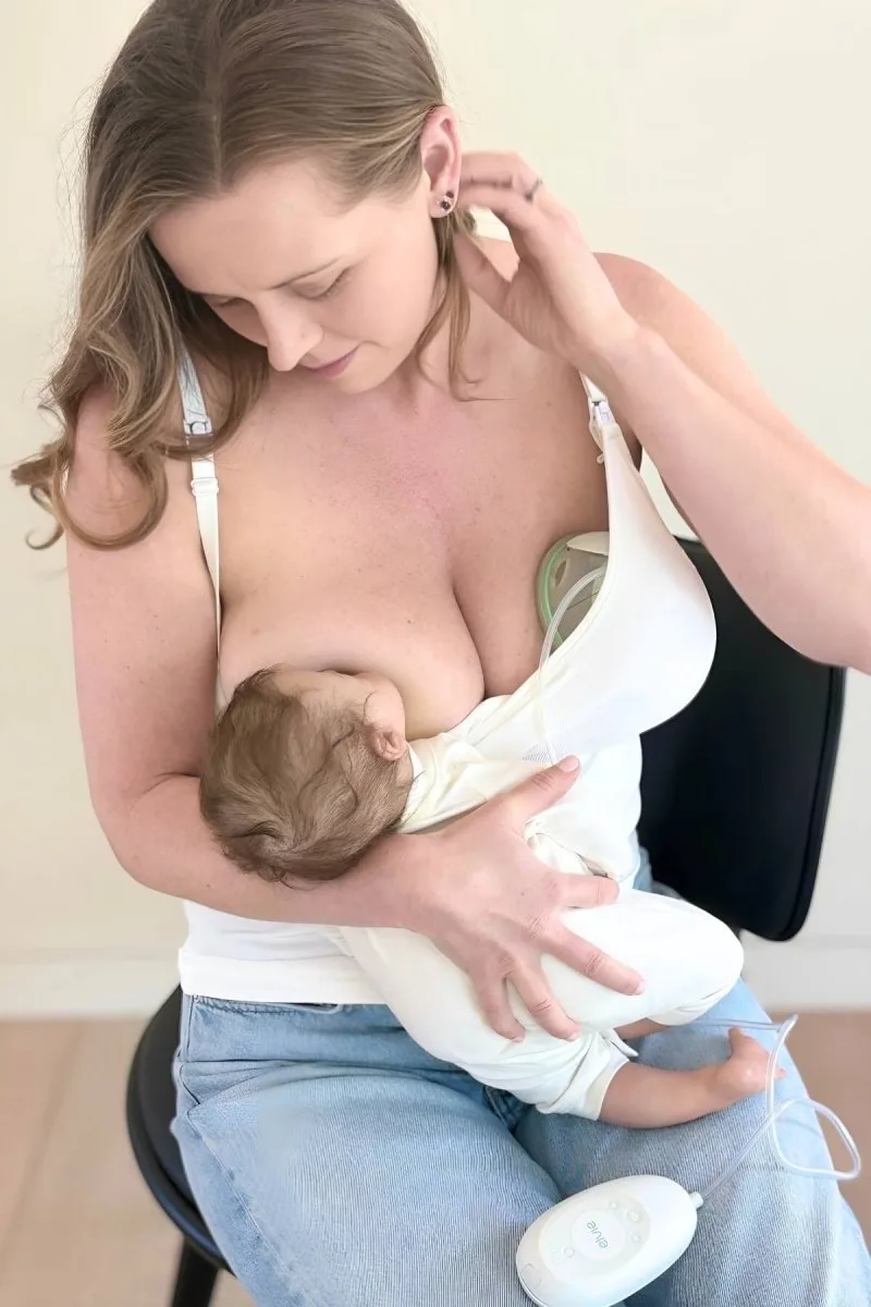 Stages Maternity kojicí a odsávací top s nositelnou pumpou | Perla