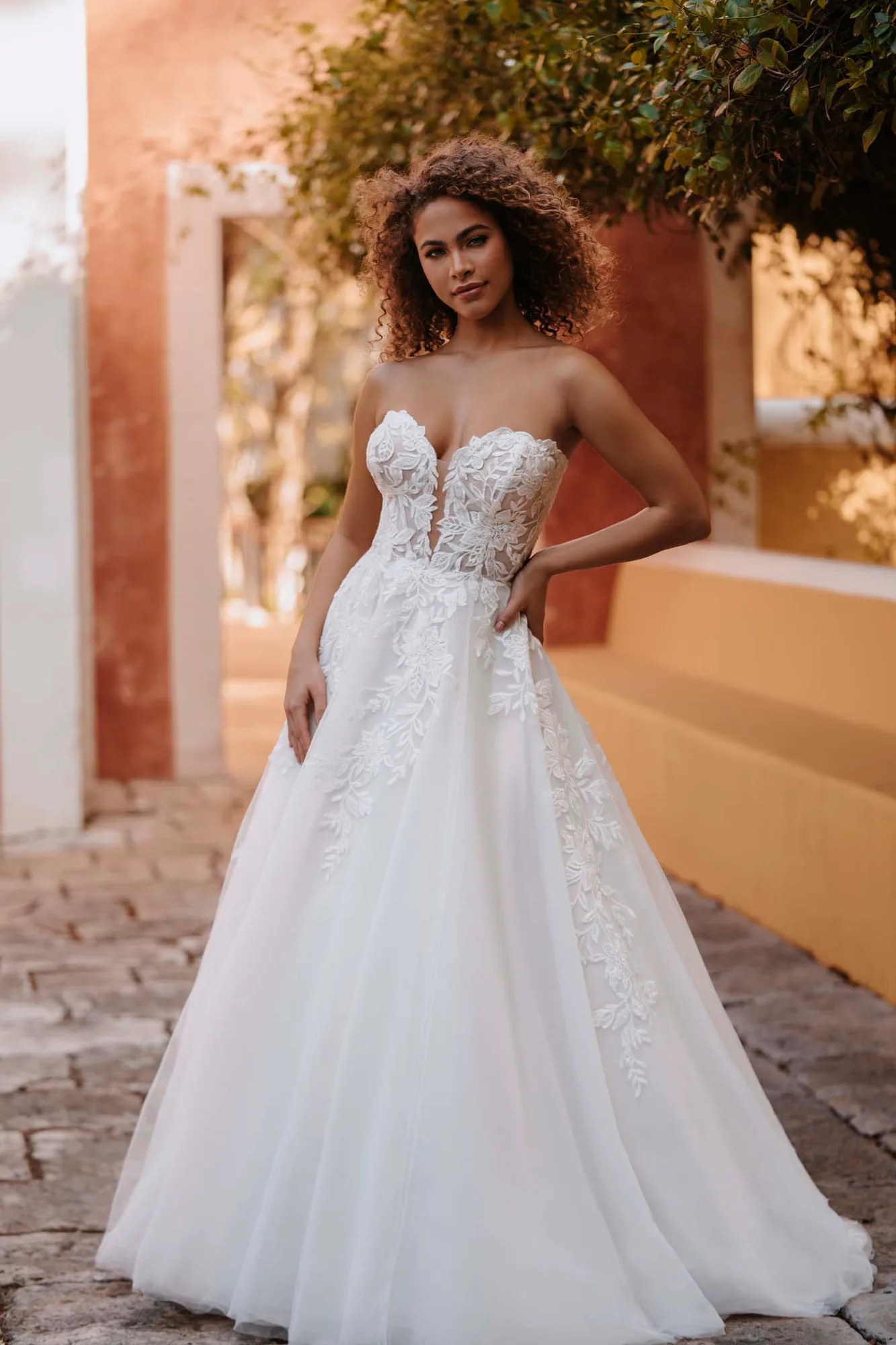 3550 Bridal Gown: What to Know Before Buying