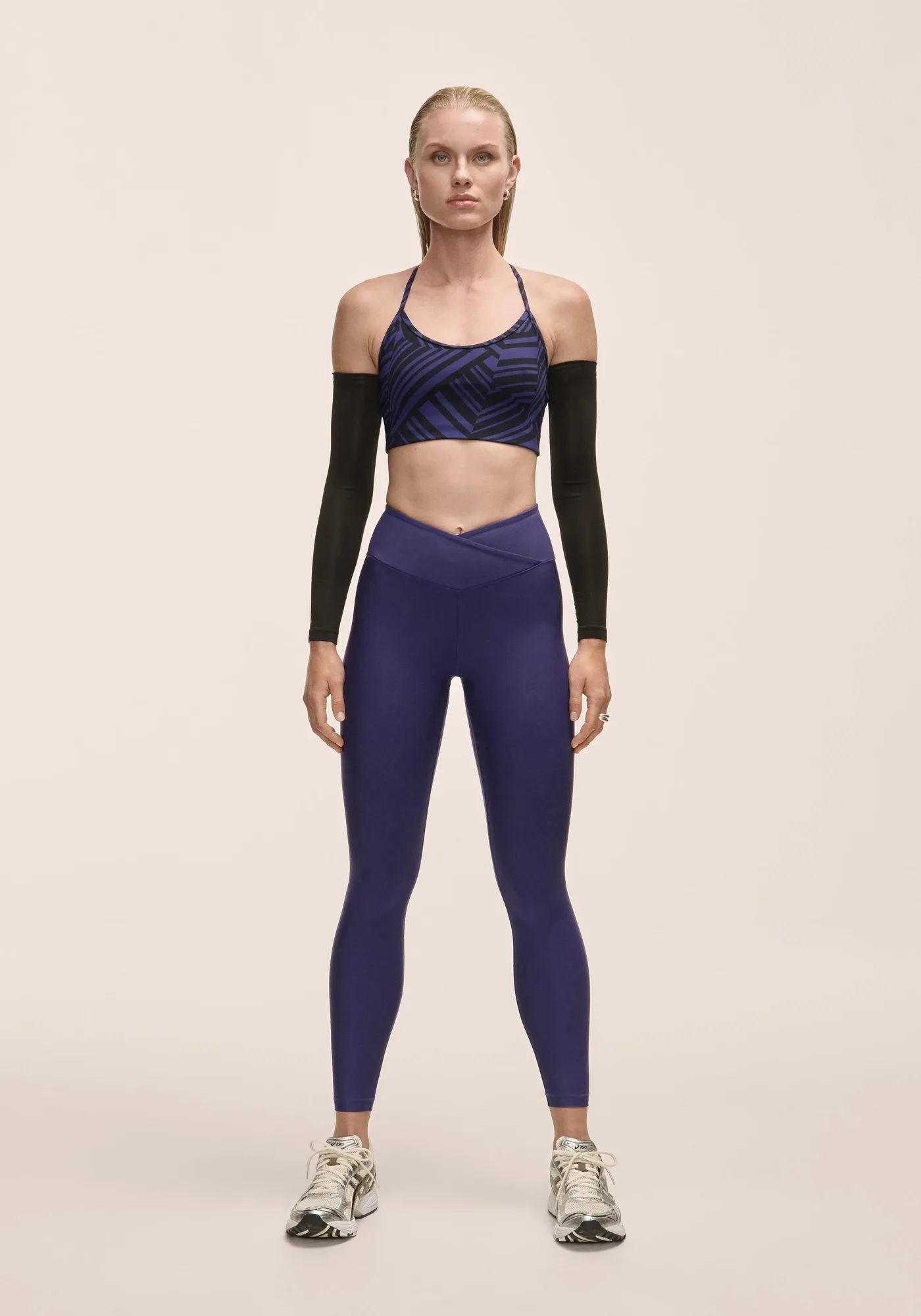Studio Ankle Tights vs Overlap High Waist Tights Compared