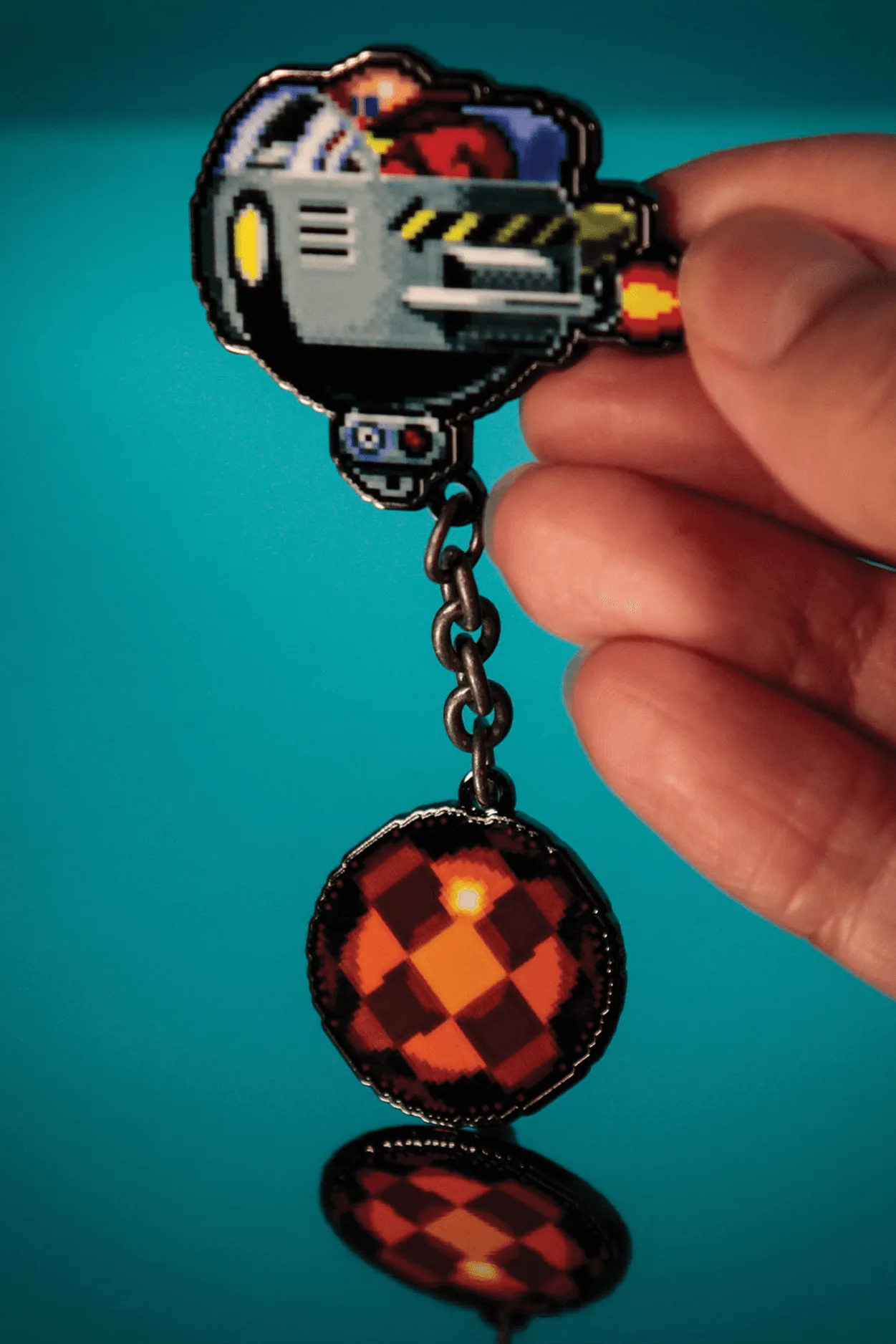 Sonic the Hedgehog : Pin à Chaîne Dr. Eggman Egg Mobile par Fanattik