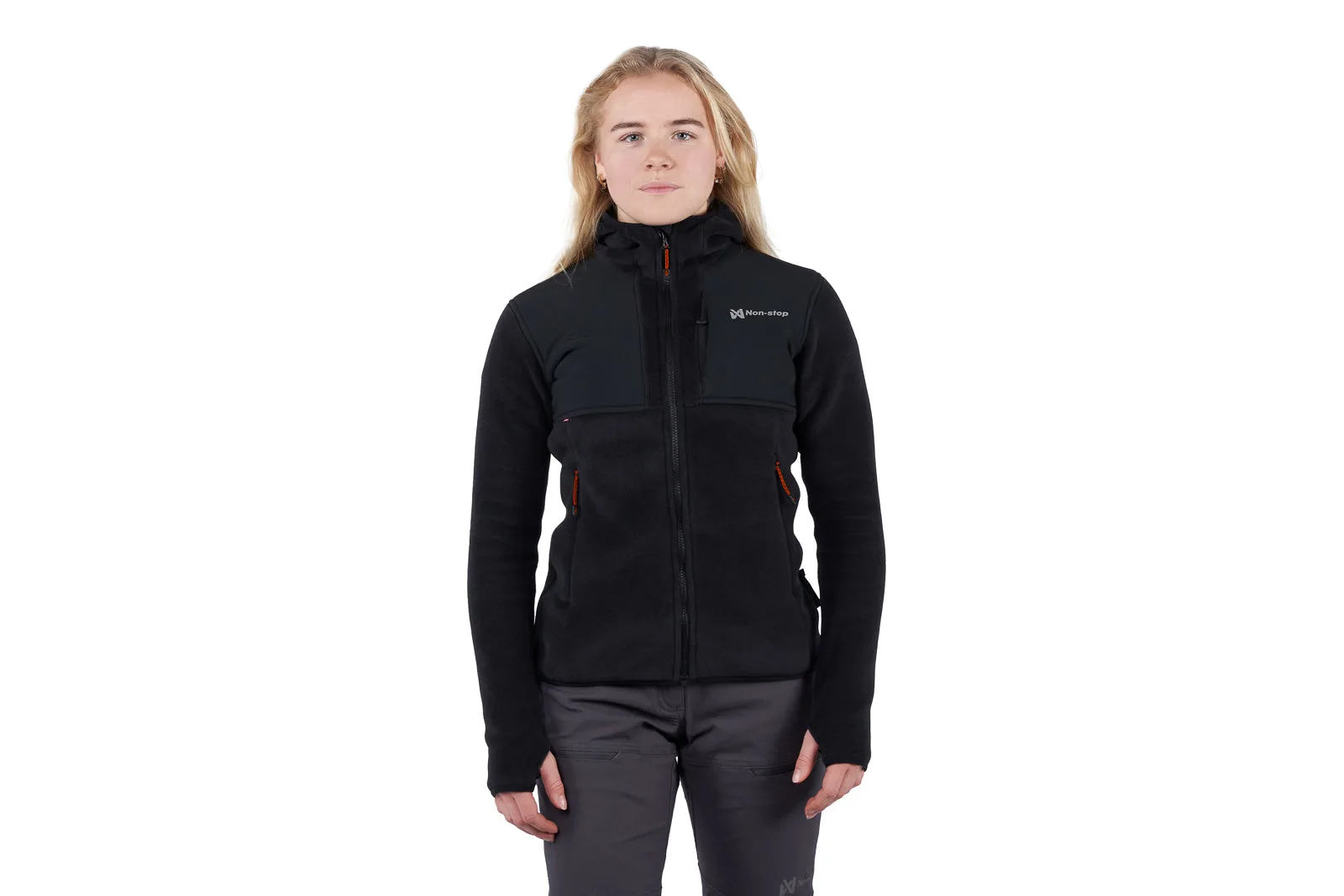 Trail Fleece vs Hoodie: quale strato per il freddo?