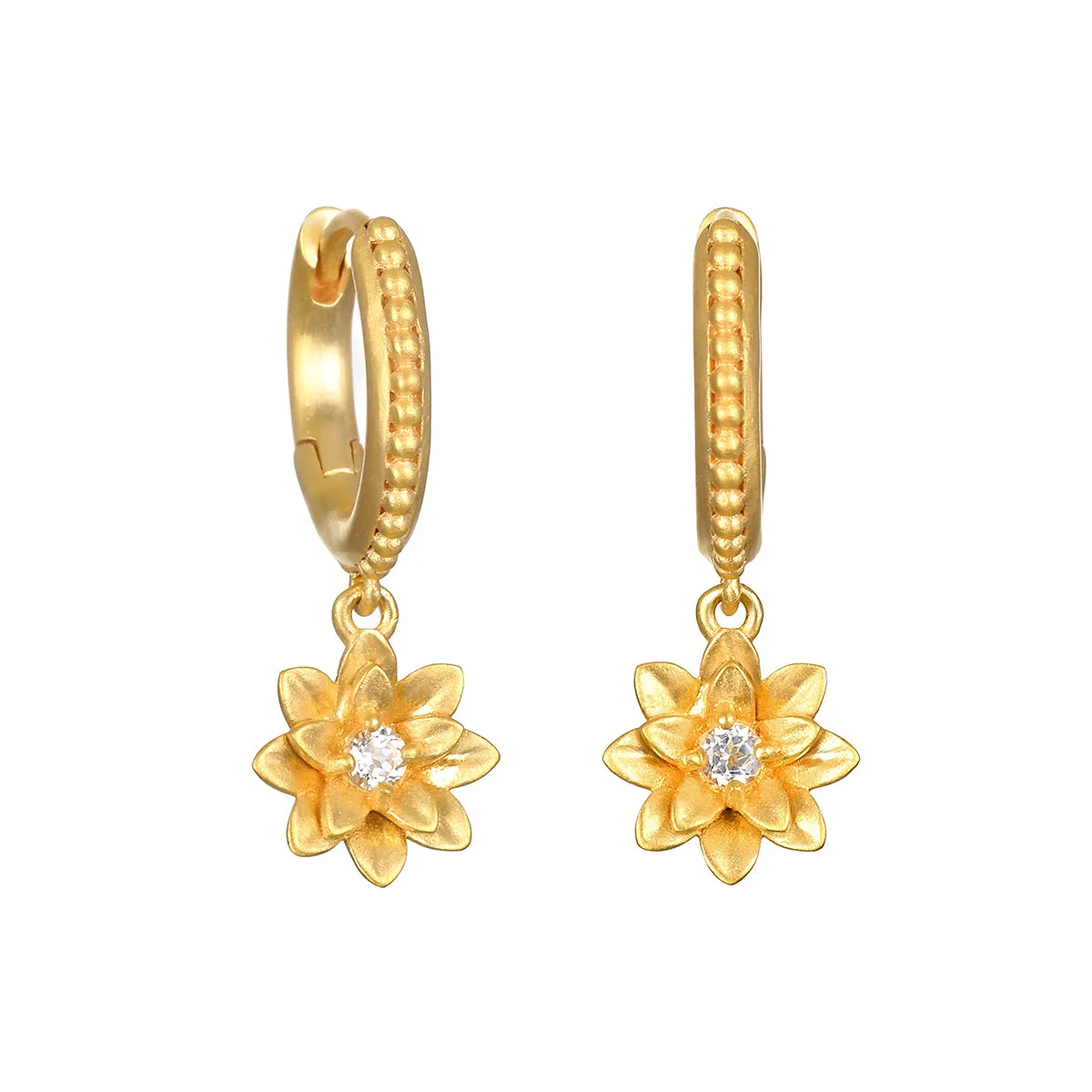 New Chapter Lotus Huggie vs. Pendientes colgantes