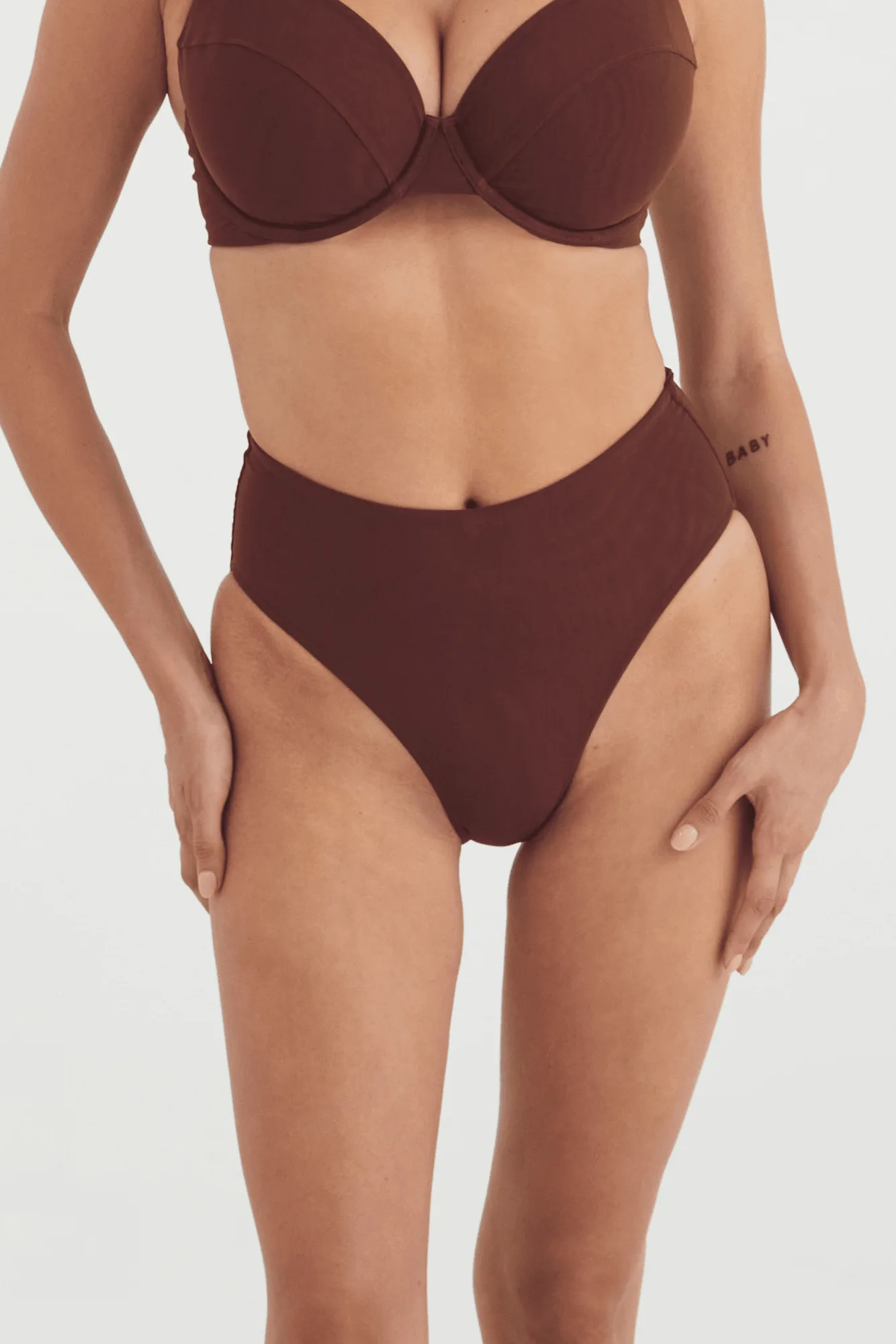 Busty Basics Brief - Clove