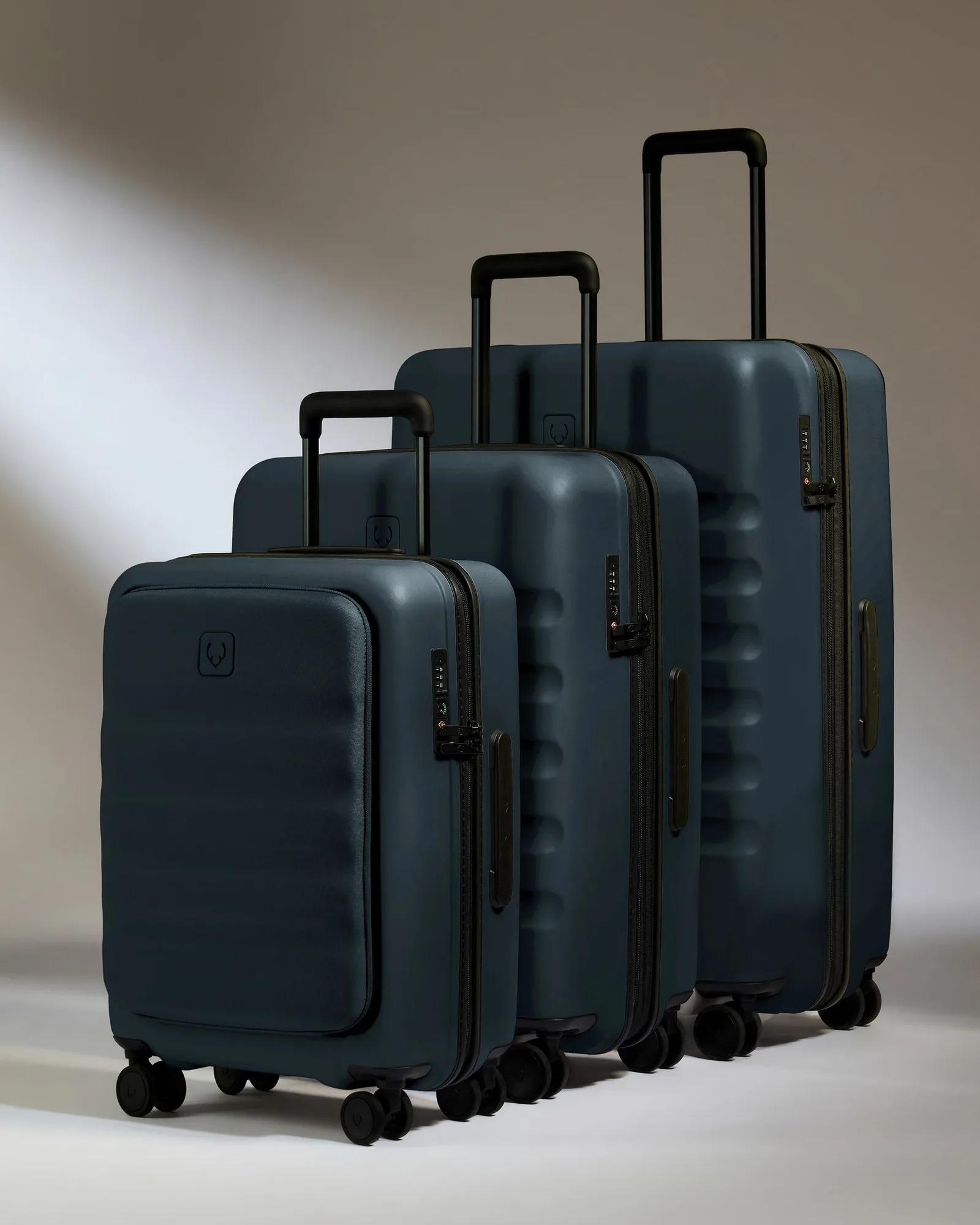 Carry-on with Pocket Luggage Set in Indigo Blue - Icon Stripe