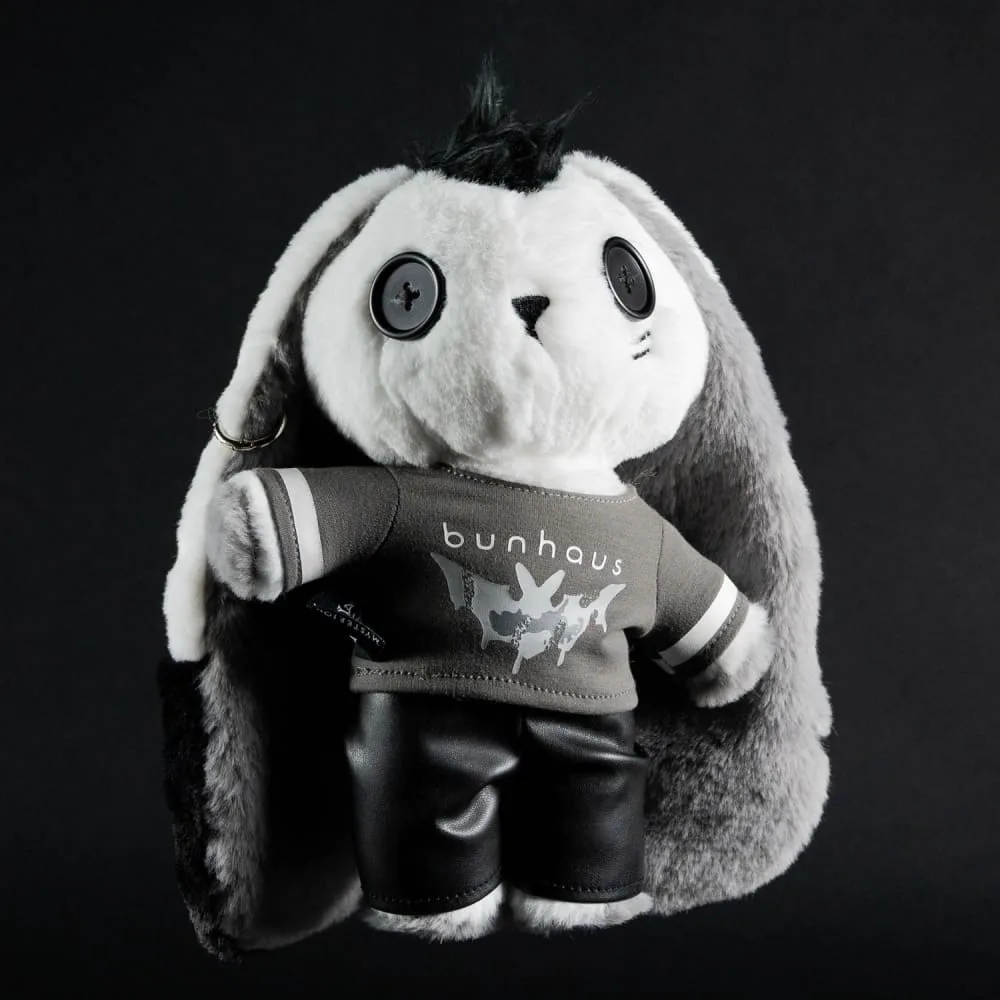 How to Style Your Plushie with Outfits and Accessories: A Complete Guide