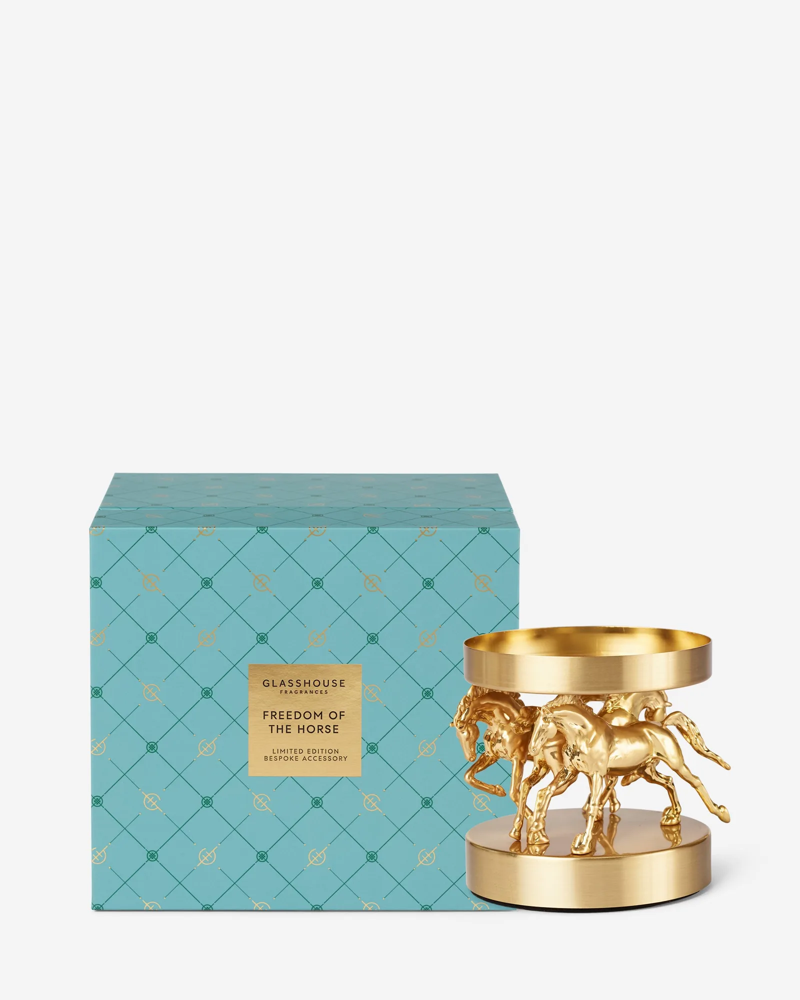 Freedom Of The Horse 380g Candle: Burn Care Guide