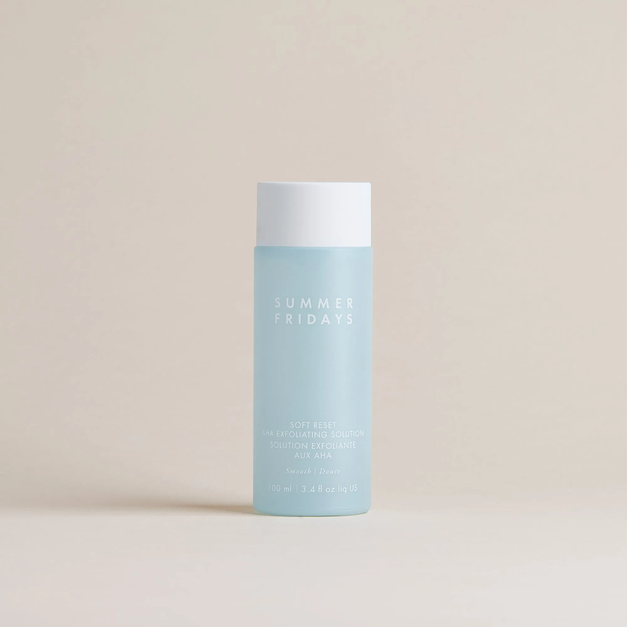 Vitamin C vs. Niacinamide: How to Layer These Powerhouse Ingredients for Maximum Glow