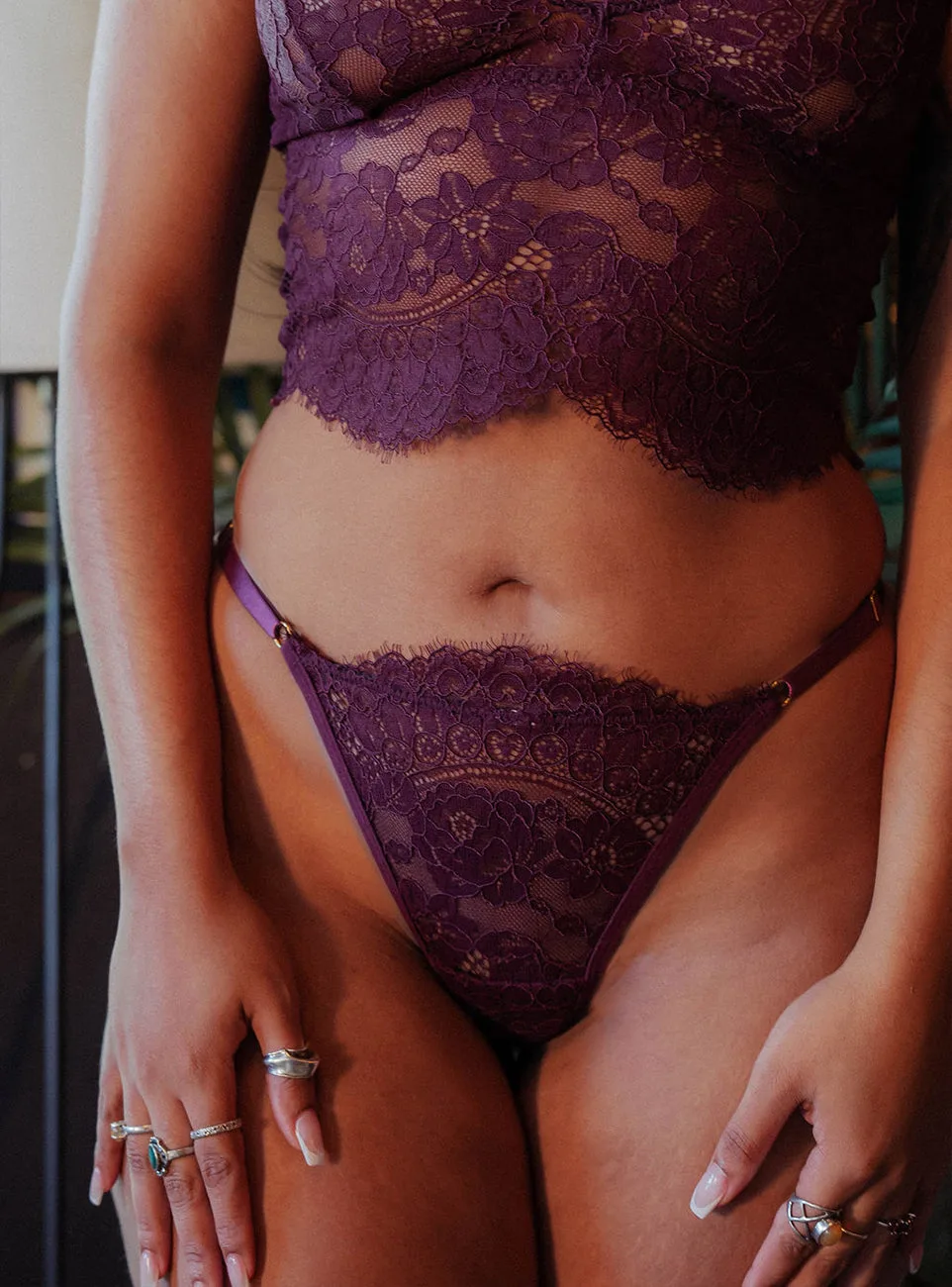 G-String vs String : Différences clés et quand porter chaque modèle