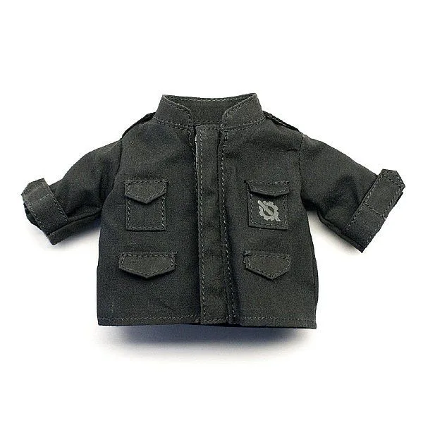 Squadt Accessories Guide: Hardshells and Sweaters