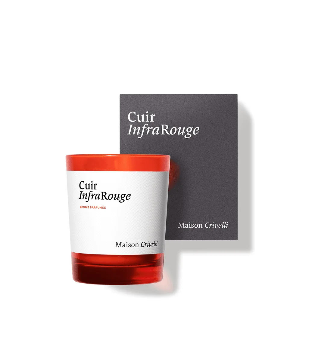 Cuir Infrarouge مقابل Santal Volcanique: جلد أم خشب