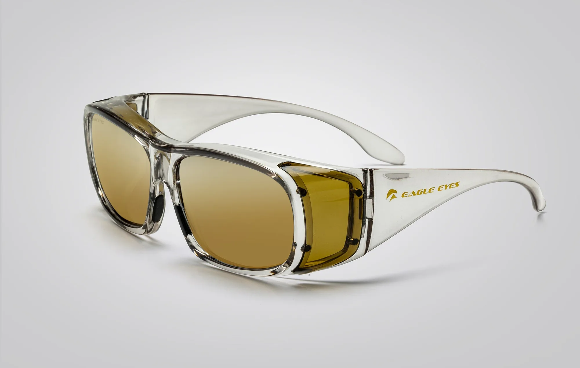 Gafas de sol espejo vs degradadas: ¿cuál gana?
