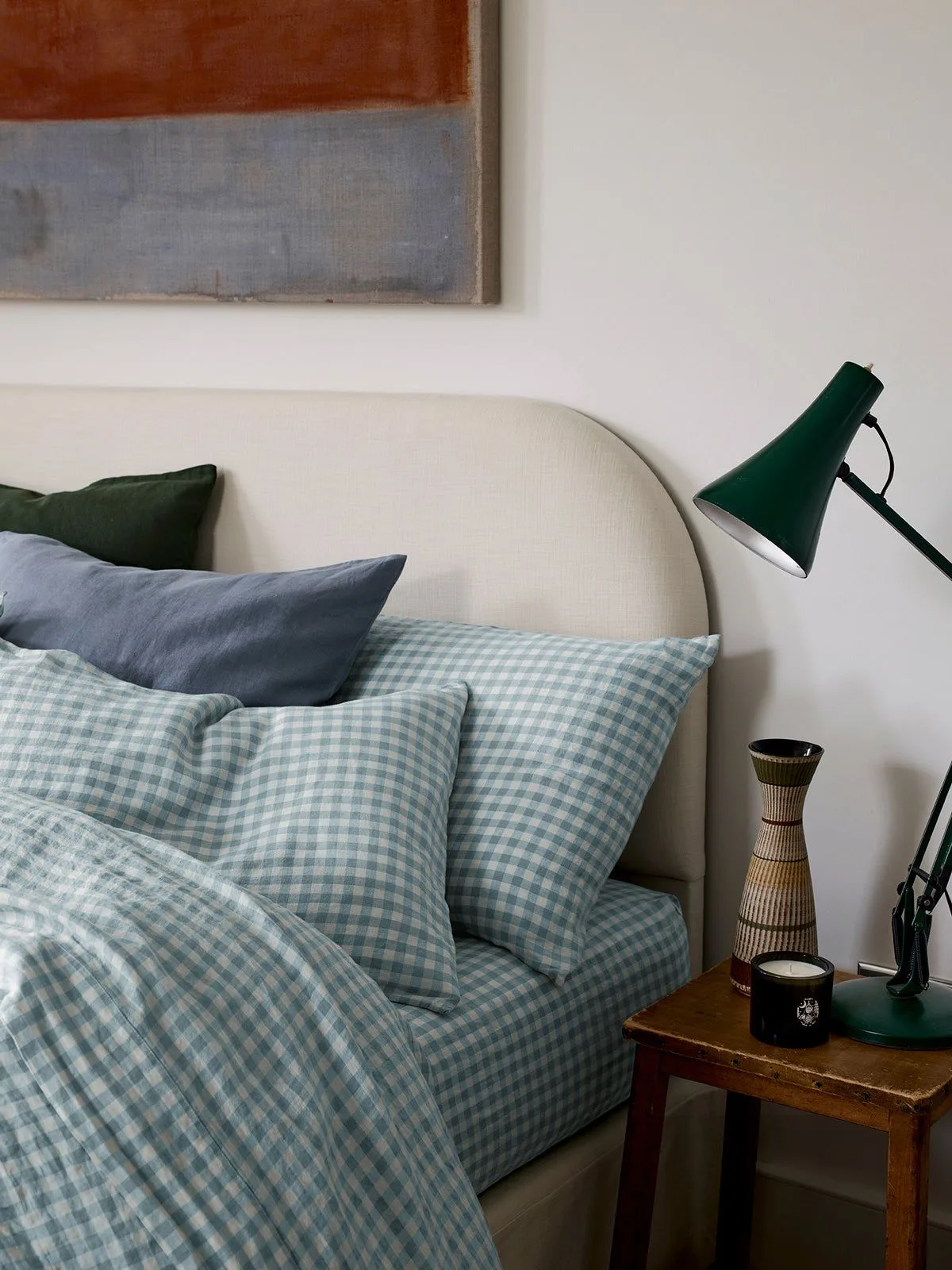 Linen Blend vs 100% Linen Flat Sheets: Which One Is Right for You?