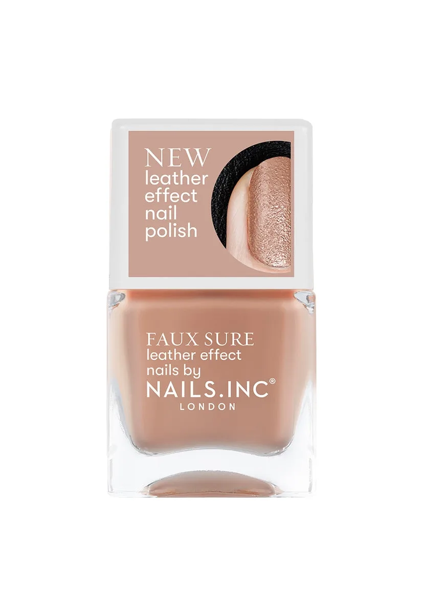 Buying Guide: How to Choose the Perfect Blusher for a Natural Glow