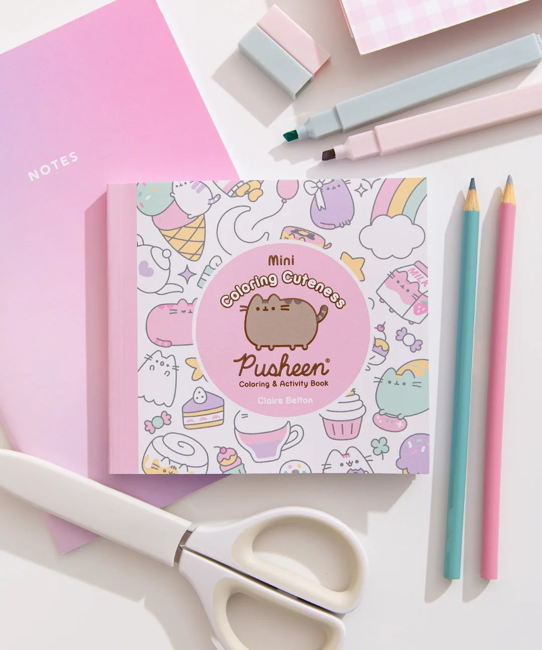 Cómo usar el Mini Libro para Colorear de Pusheen