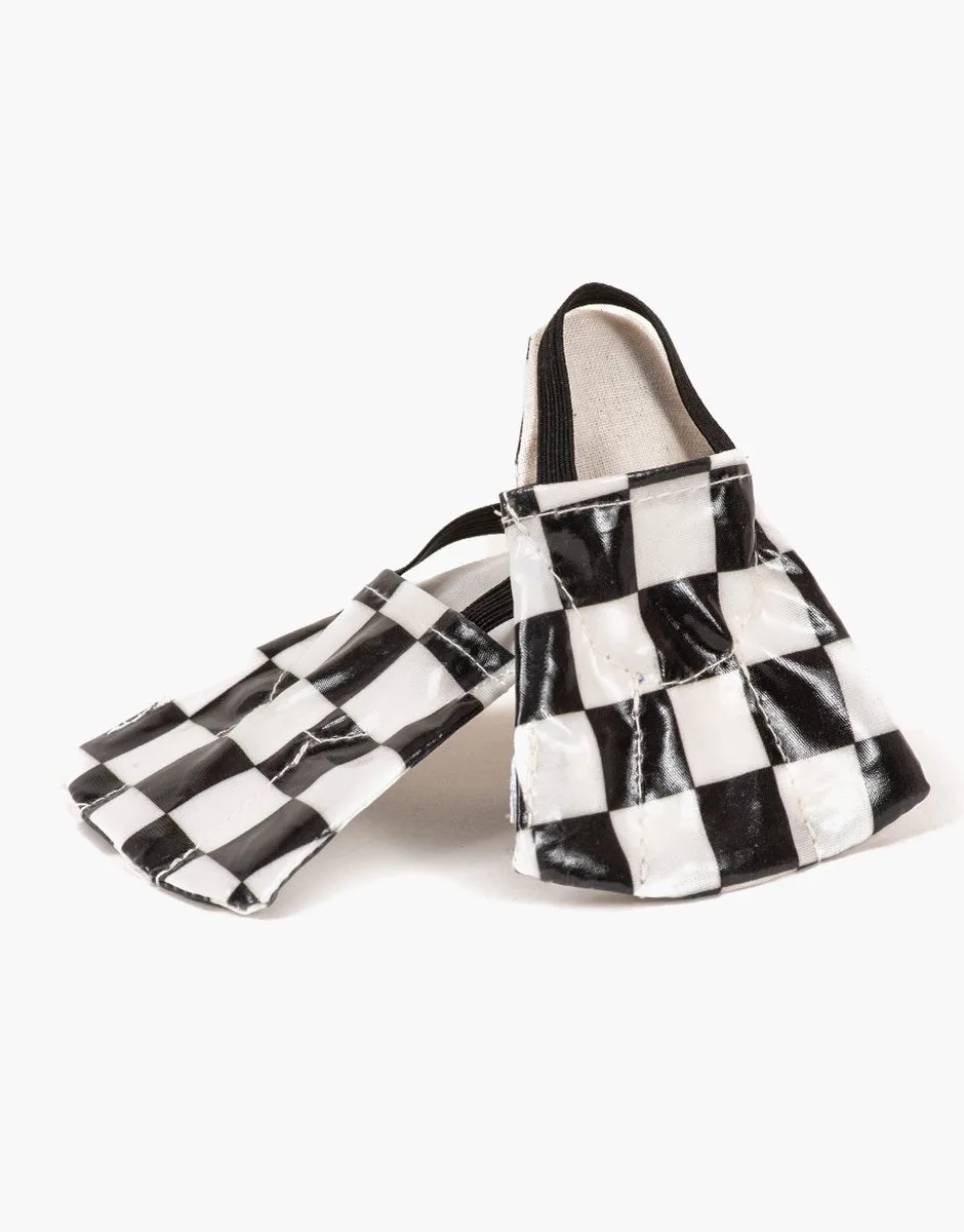 Damier-Muster mixen: Schwarz-Weiß-Puppen-Looks
