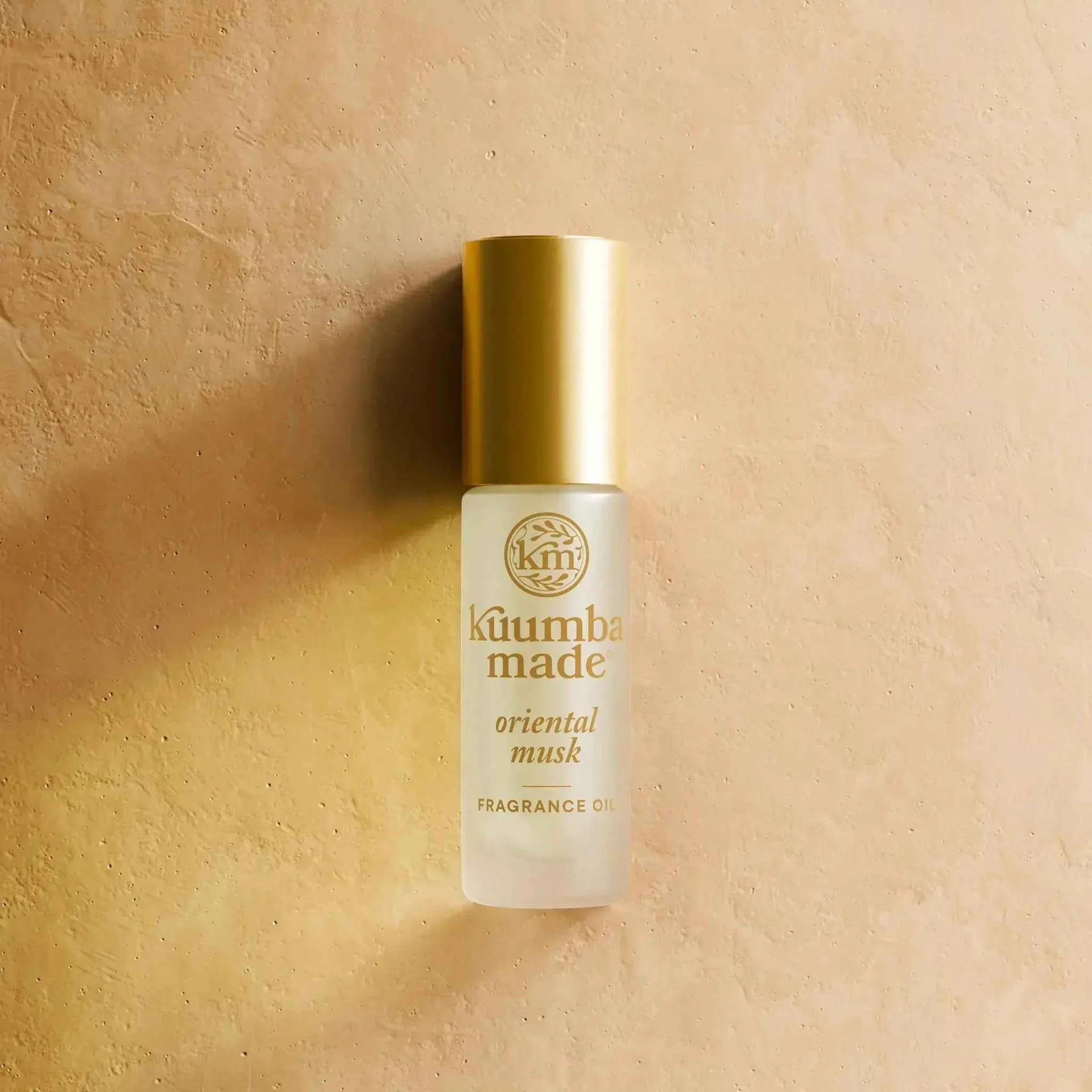 How to Layer Fragrances Like a Pro: Combining Amber Sol and Oriental Musk