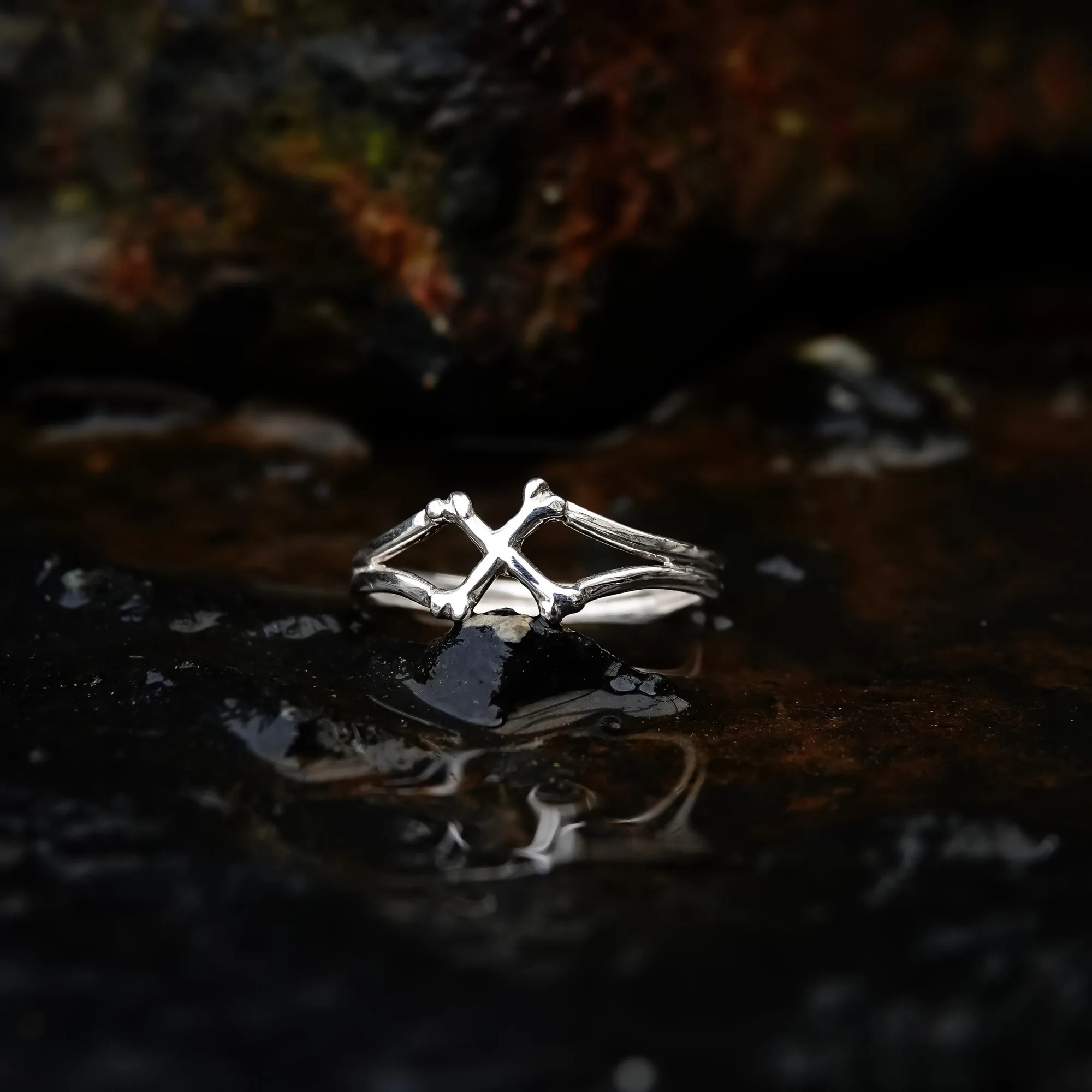 Mini Crossbones