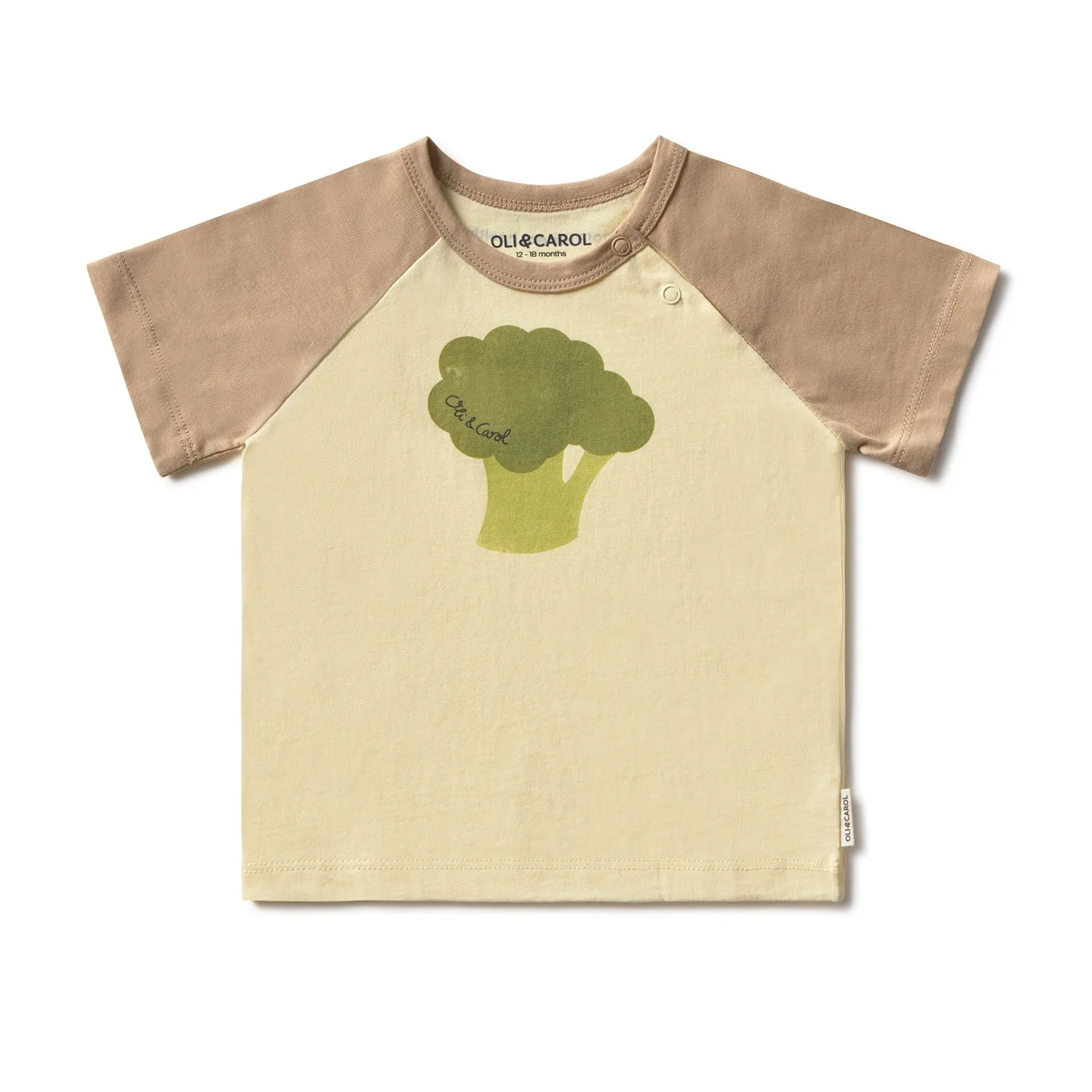Como vestir t-shirts de bebé no dia a dia