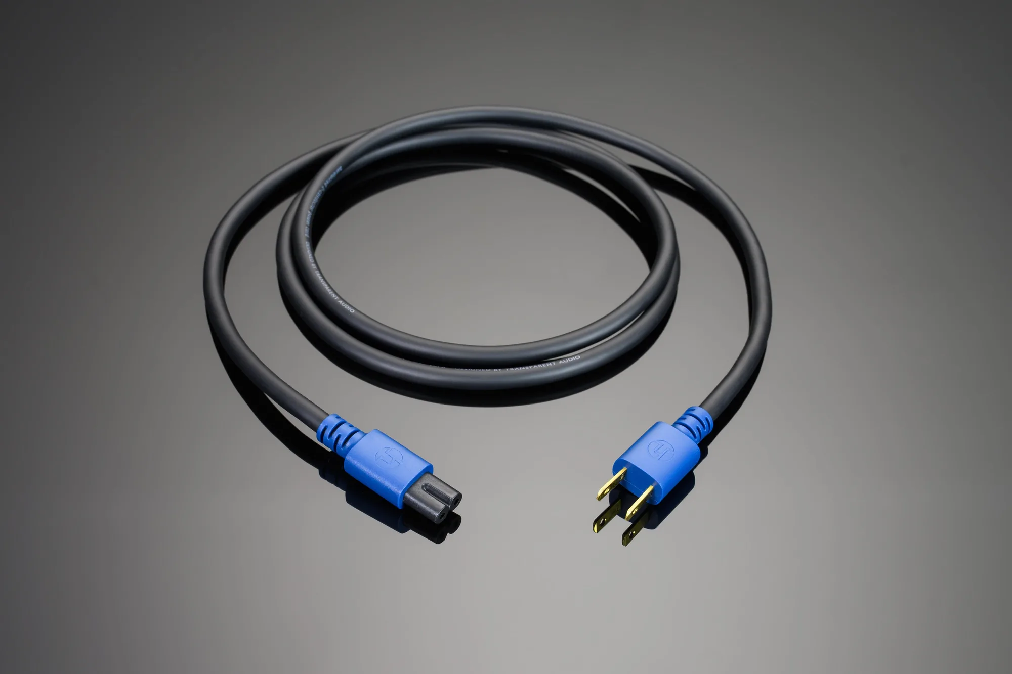 Cómo instalar un cable de alimentación fijo de 2 conductores