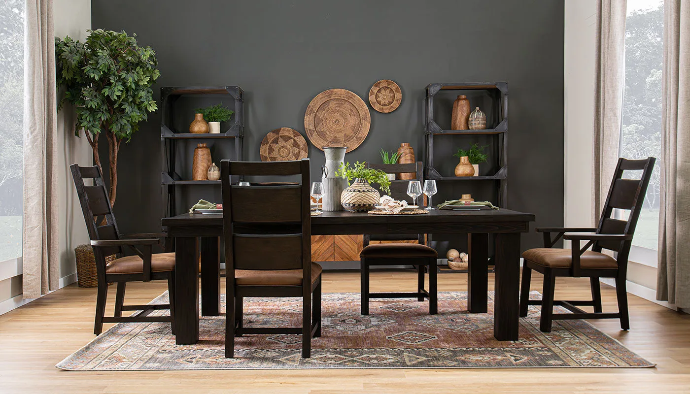 Nashville vs Rio Grande Dining Set: Which to Choose?