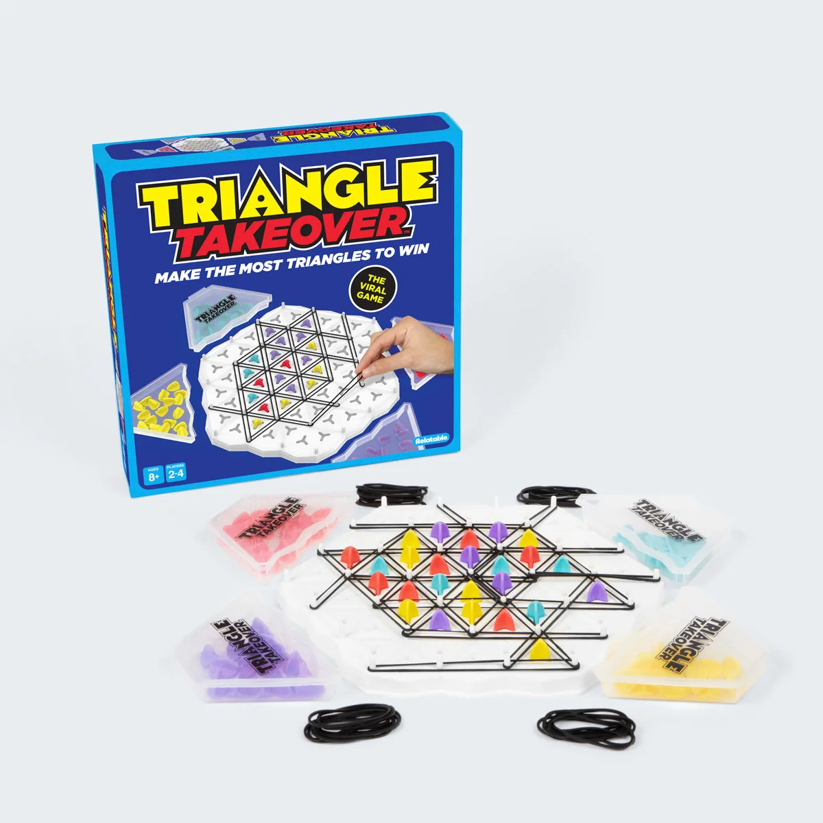 Triangle Takeover ضد Kollide: أي لعبة استراتيجية عائلية تفوز؟