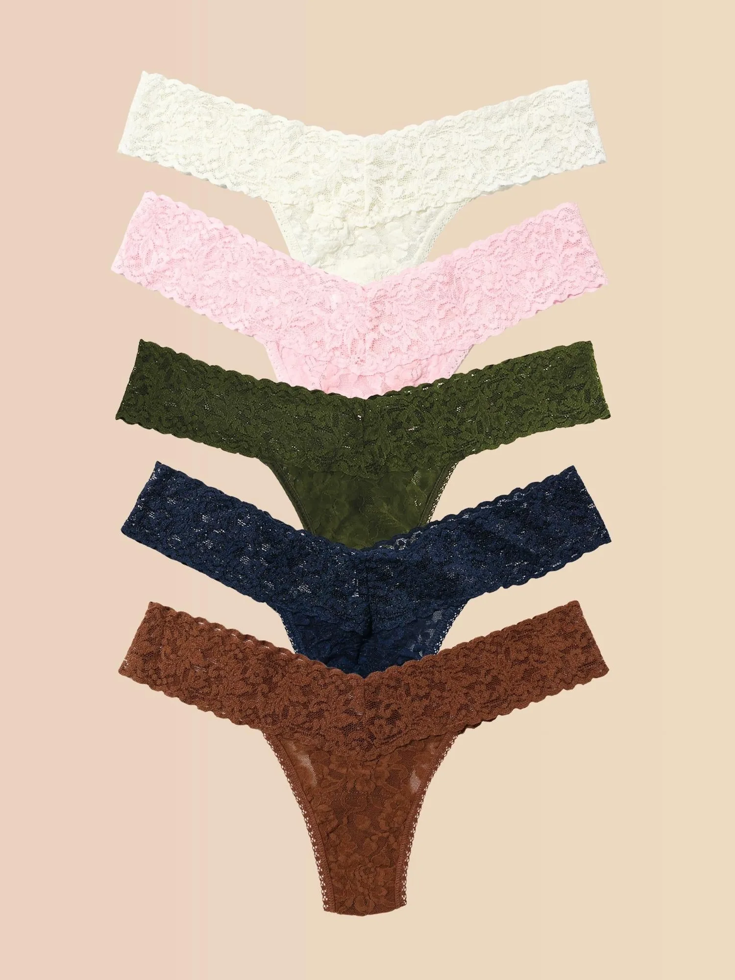 Pack de 5 tangas Signature Lace de cintura baja: lo que obtienes
