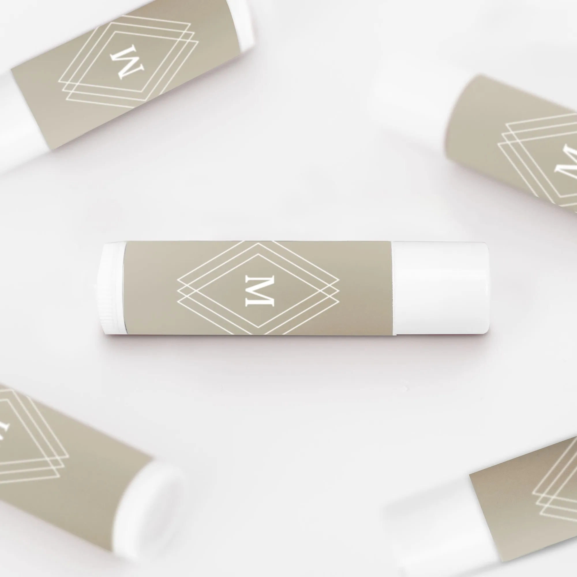 Tubos de bálsamo labial con etiqueta metálica personalizados para bodas y eventos - Emblema de diamante - Paquete de 12