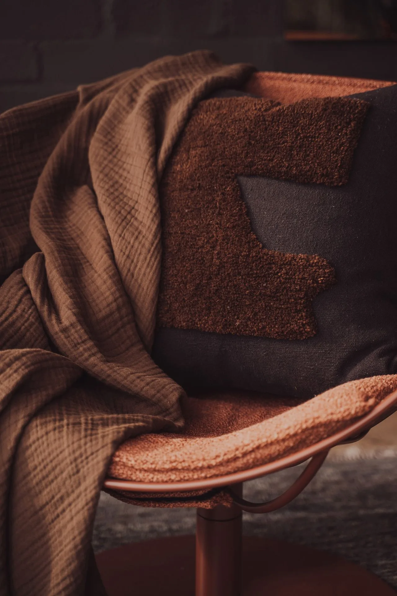 How to Care for Your Linen and Velvet Cushions: Washing, Drying, and Storage Tips
