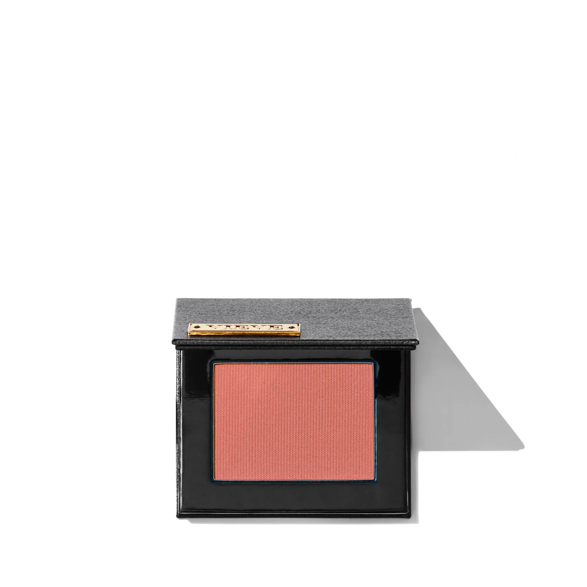 How to Build a Minimalist Makeup Kit with Multi-Use Products