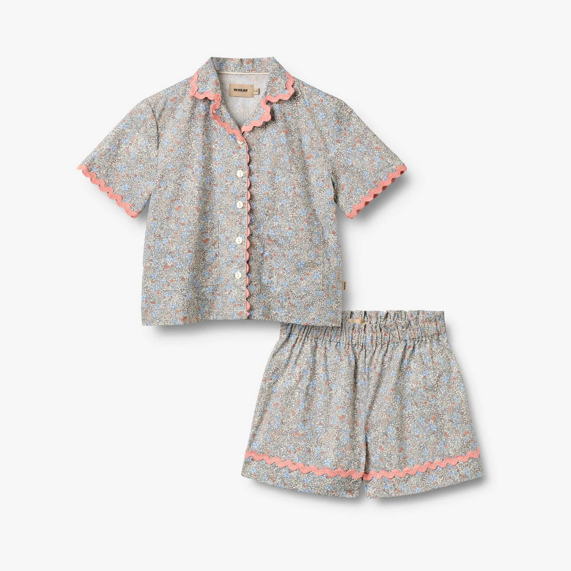 Comment choisir un ensemble short et t-shirt pour l'été