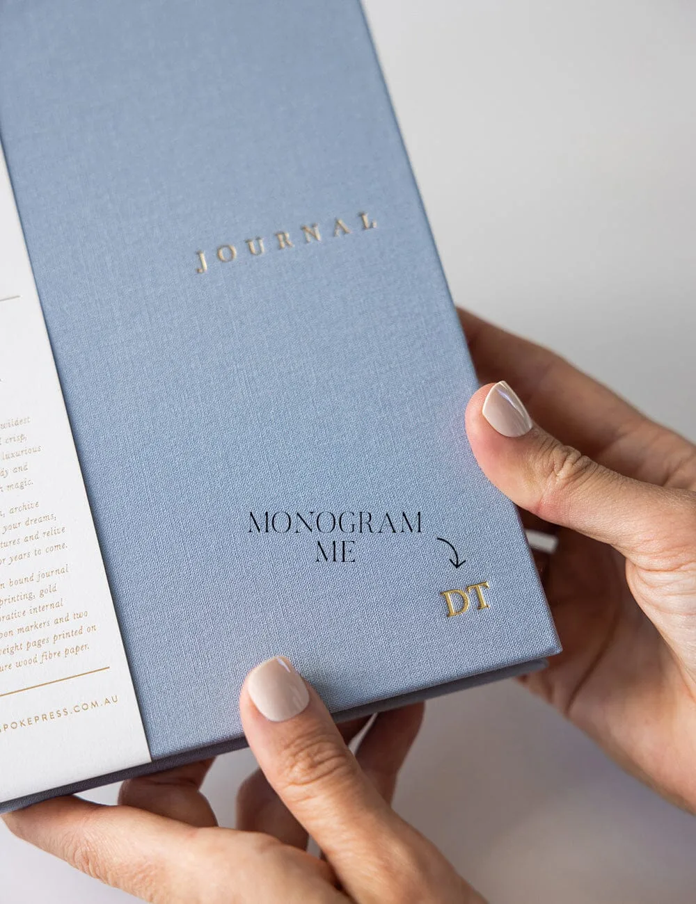 Personnaliser ses cadeaux avec un monogramme doré
