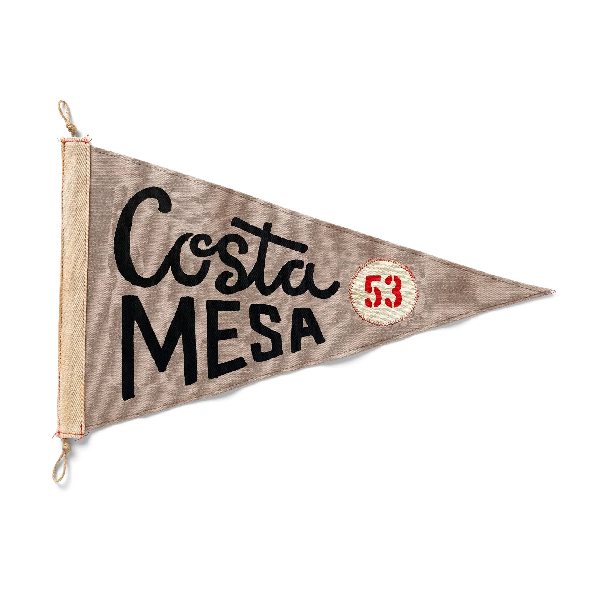 Assortir un drapeau de Costa Mesa à votre décoration