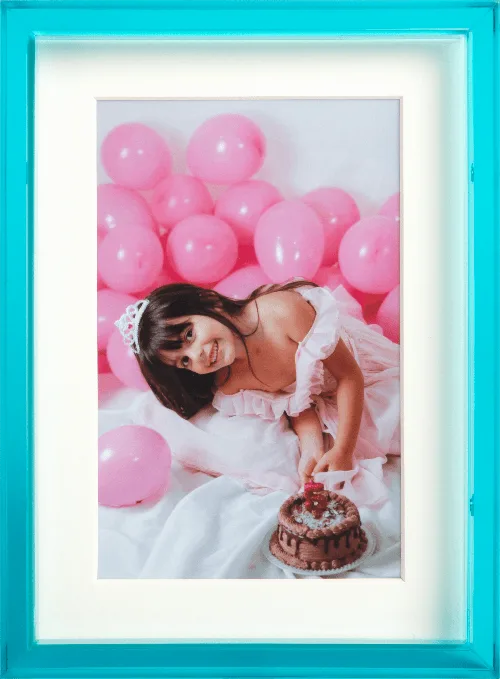 How to Choose a Picture Frame for Tabletop Display
