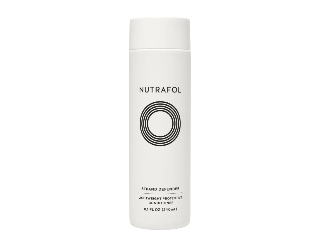كيفية استخدام Nutrafol Root Purifier وStrand Defender معًا لفروة رأس أكثر صحة