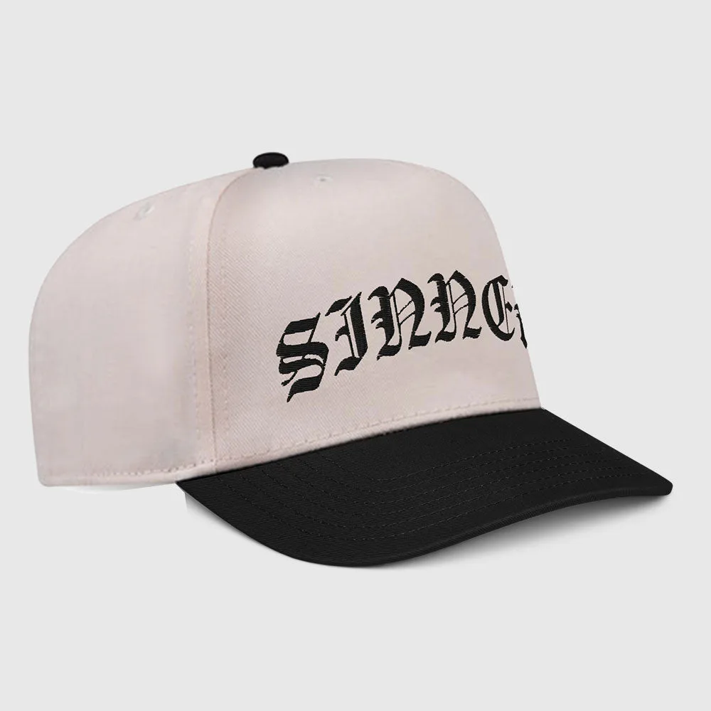 قبعة Sinner Snapback أم جوارب Crew: أيهما أولاً؟