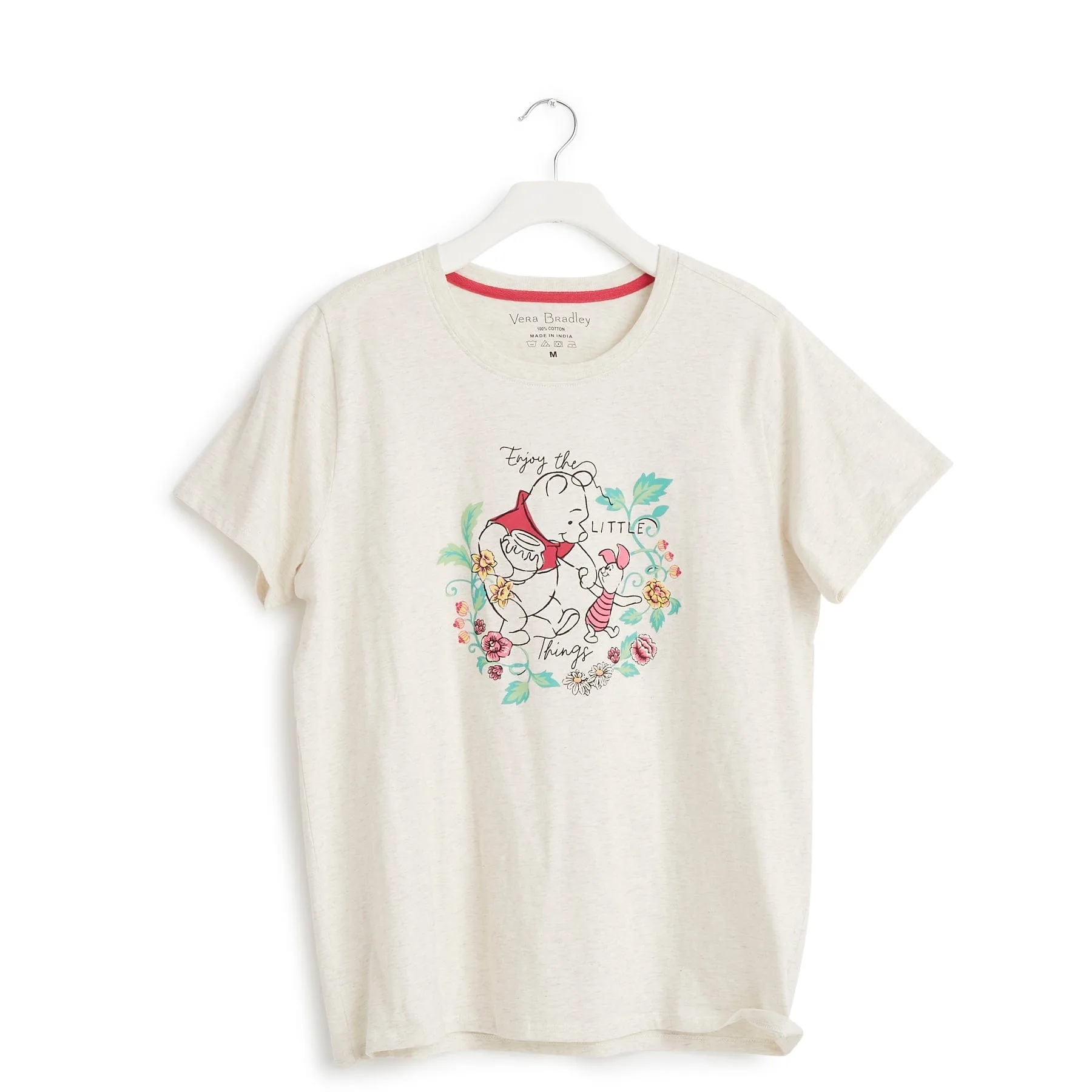How to Style a Graphic Tee for Summer