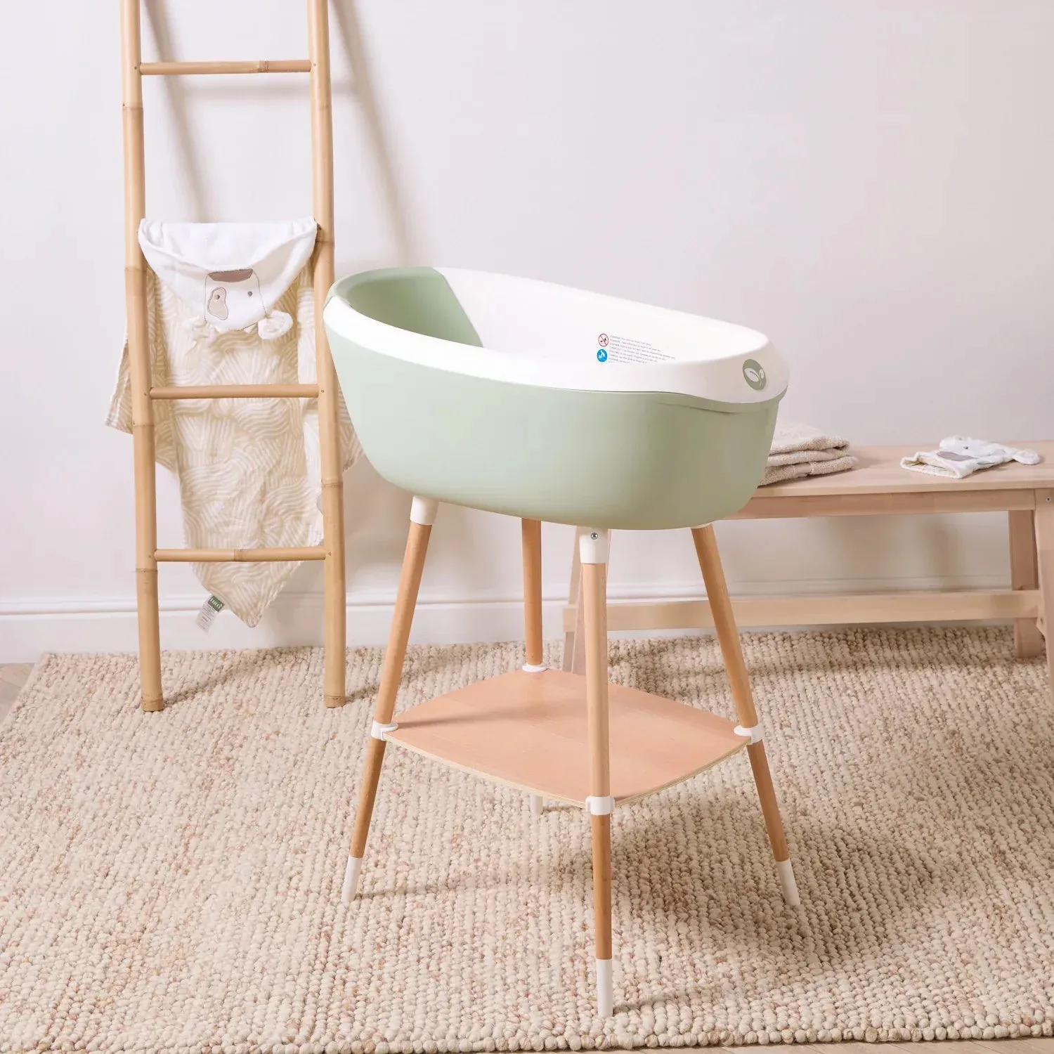 What to Look for in a Baby Bath Support for Newborns