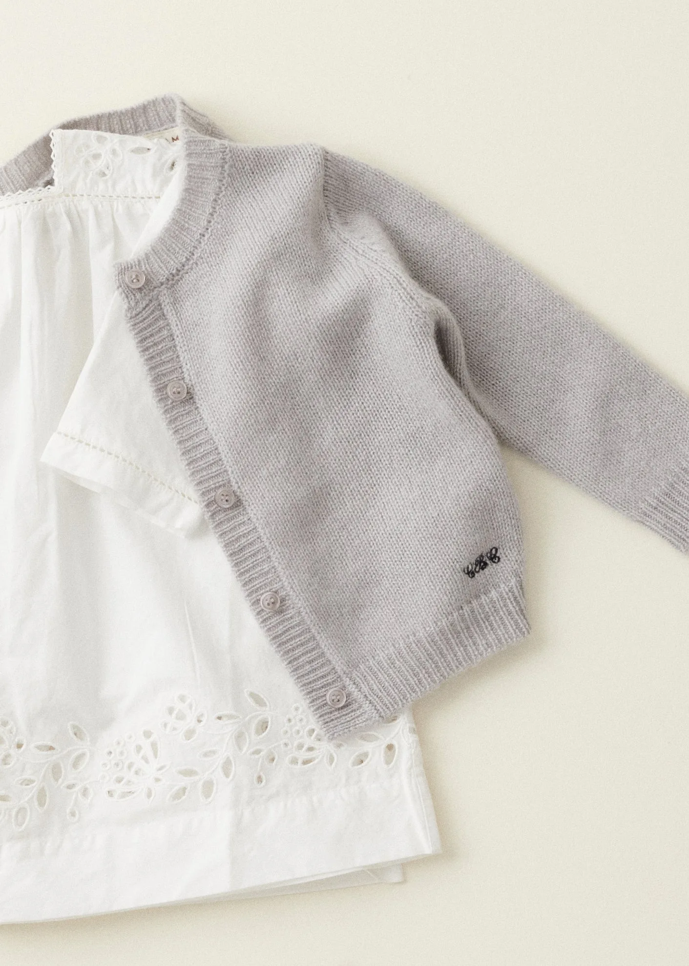 TOPO BABY CASHMERE CARDIGAN - PALE GREY