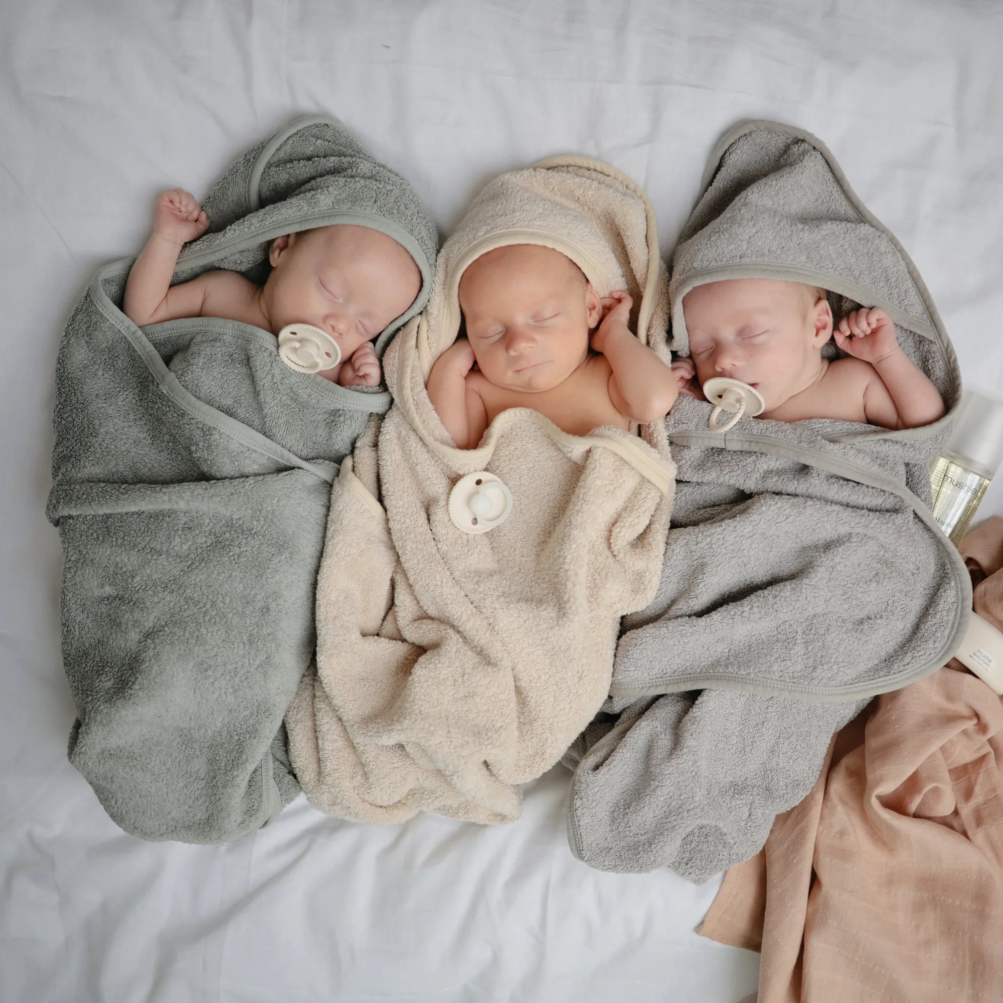 Biologisch katoenen baby capuchonhanddoek